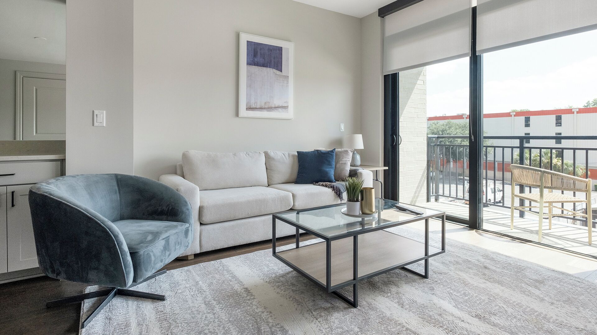 Modern Apartment in Prime Location (ID9506X79)