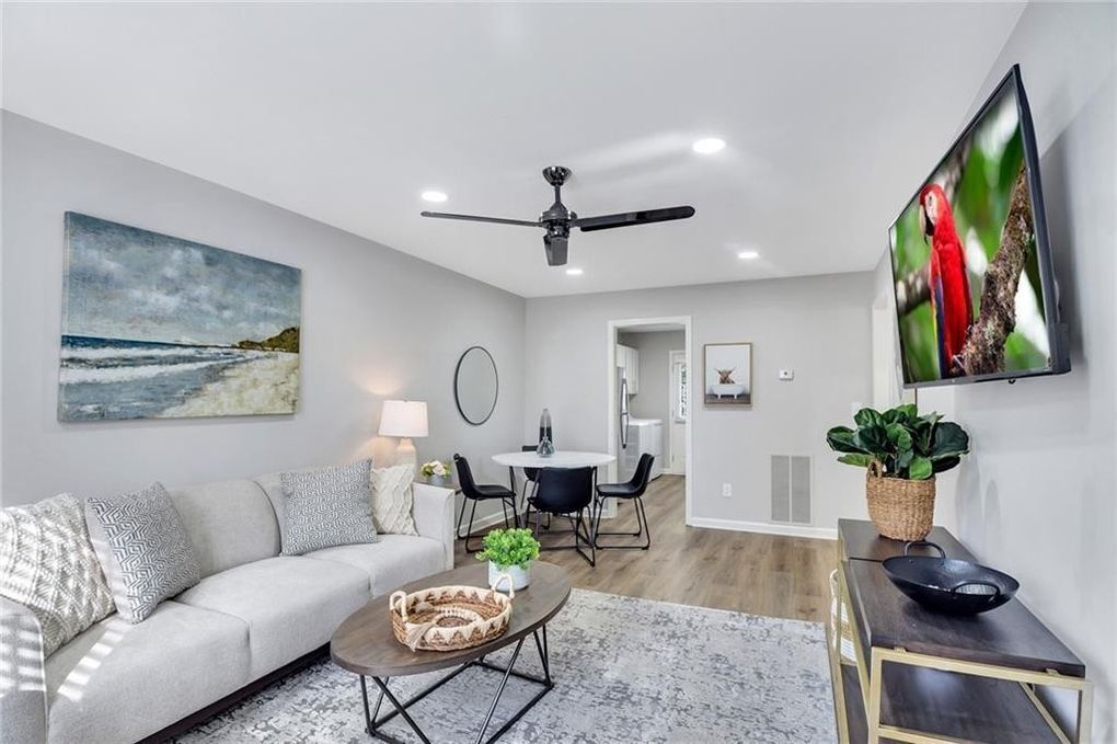 2 Bedroom Duplex_triplex 298422 by Houzlet