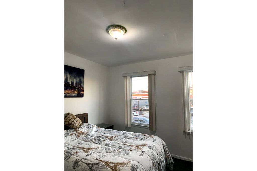 Close to JFK and Laguardia Air ports