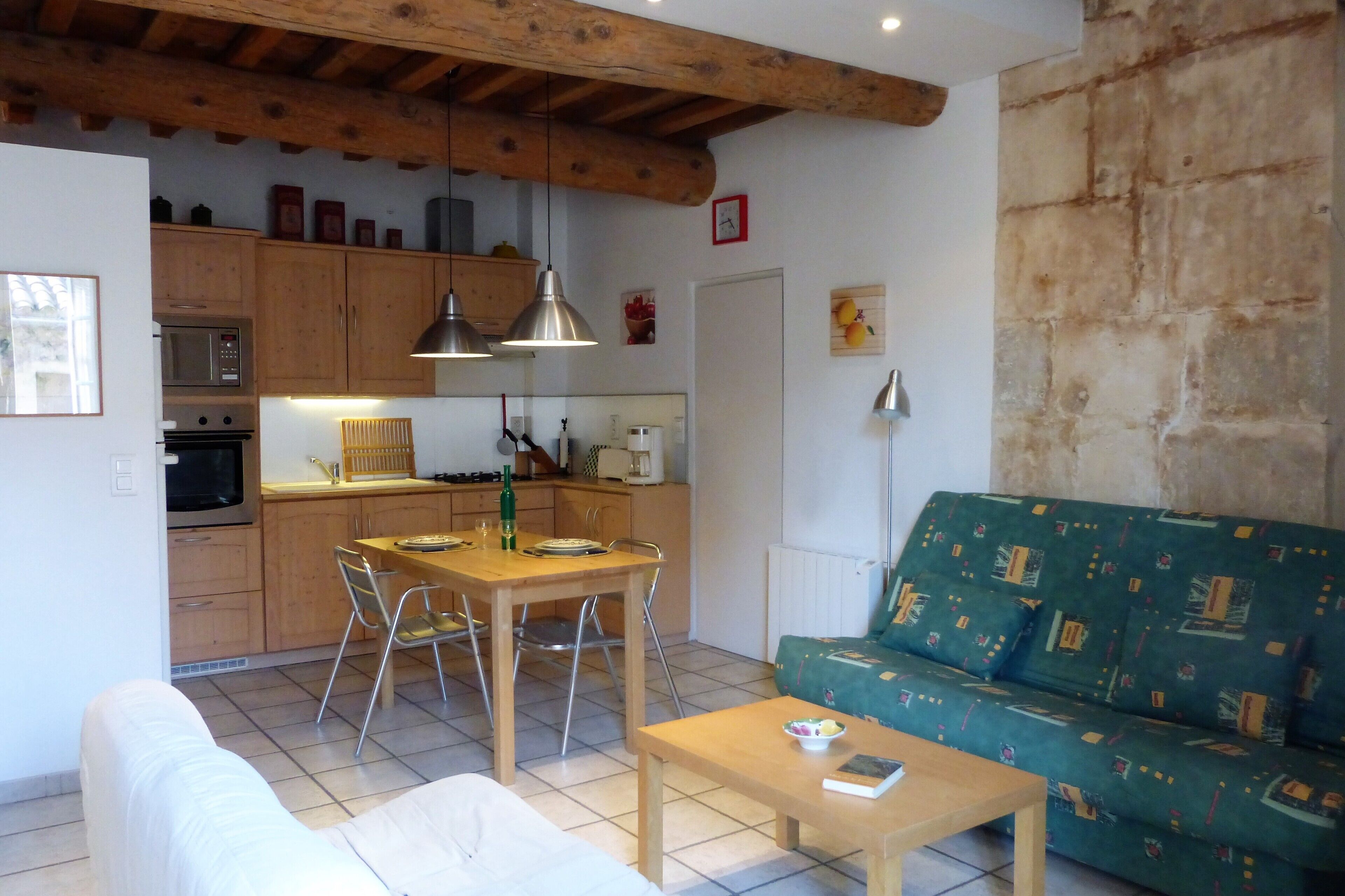 Maisonette in a village in the heart of the Alpilles