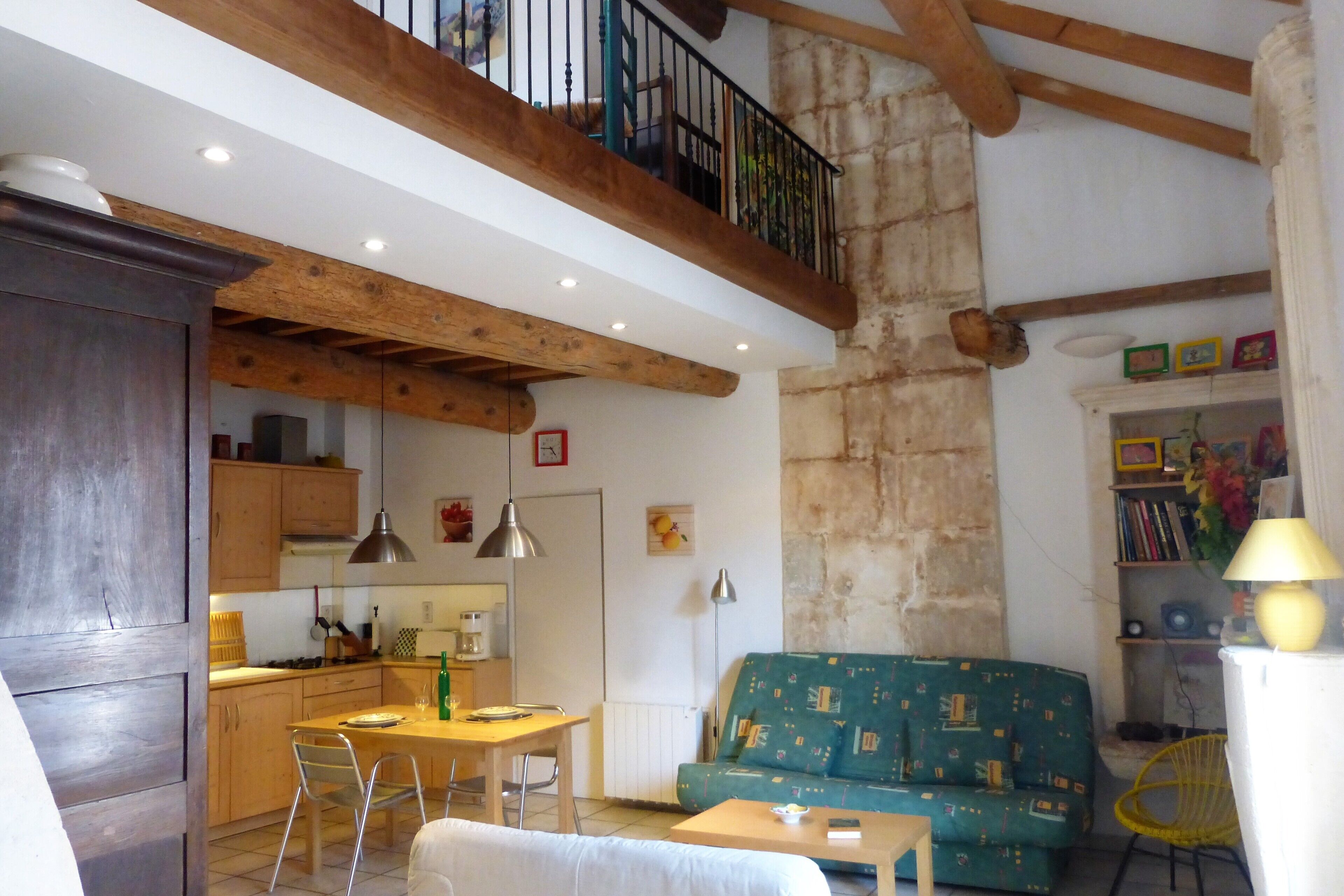 Maisonette in a village in the heart of the Alpilles