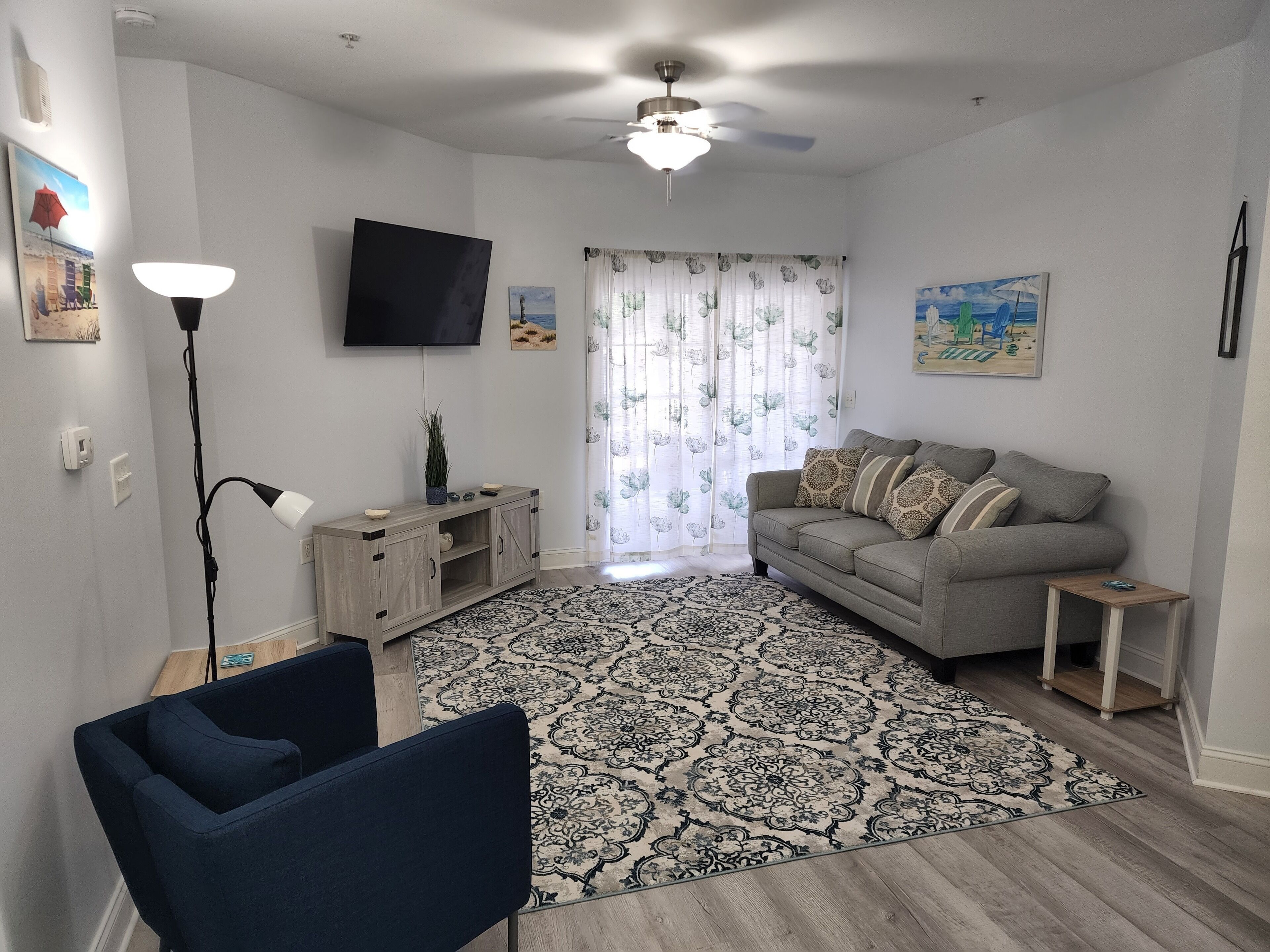 Surf City Condo only 2 Miles from the Beach!