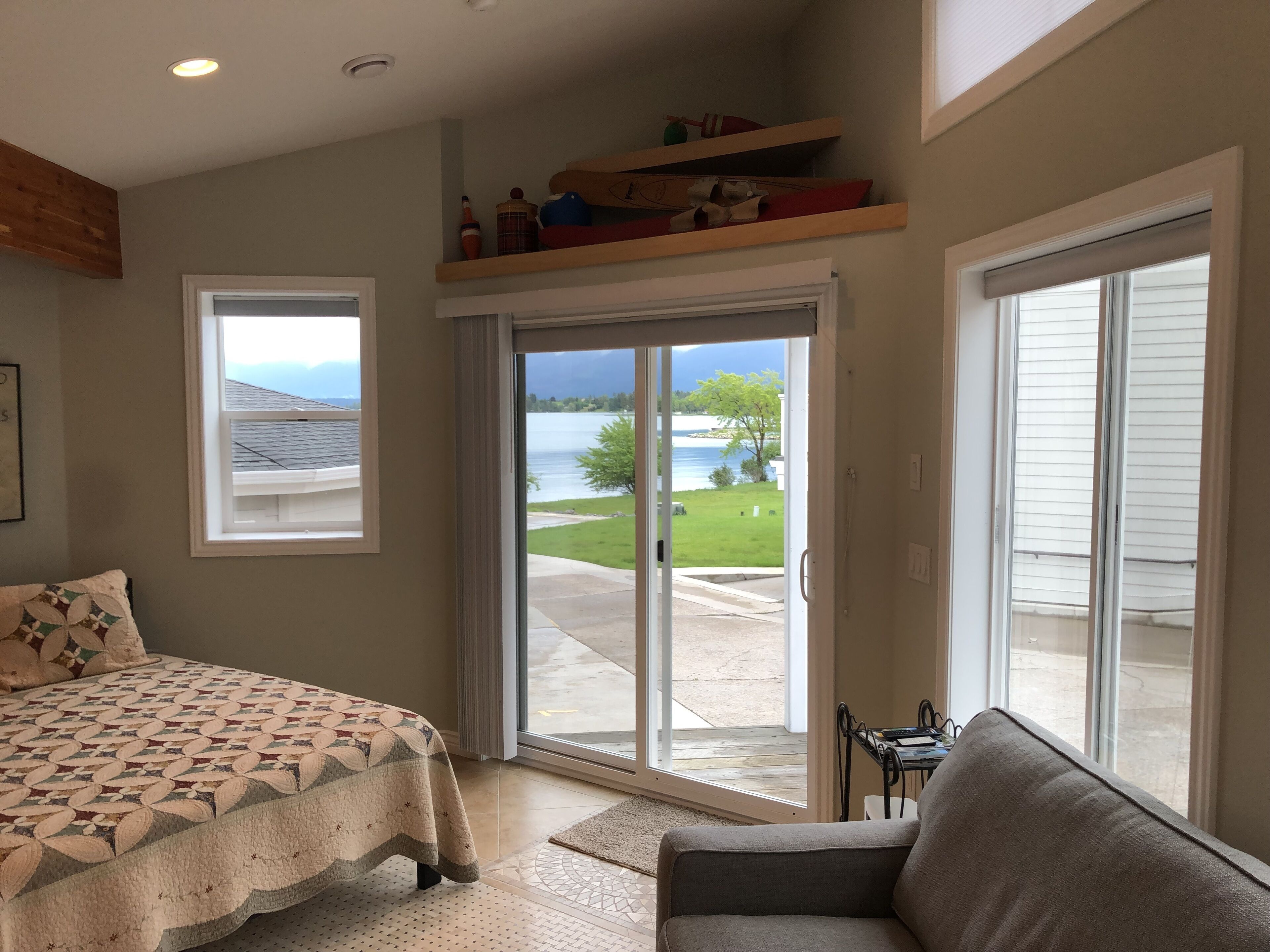 Lake Place Cottage on Flathead Lake