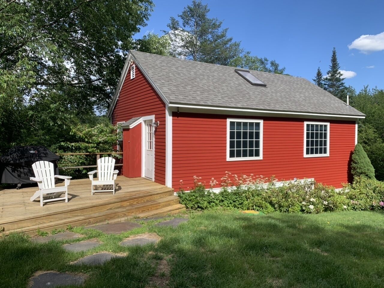 Cozy, charming cottage 7 mins from Mount Snow and Lake Whitingham 