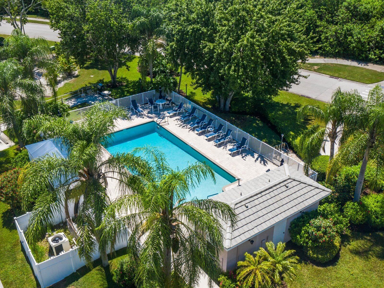 Venice Tropical Condo