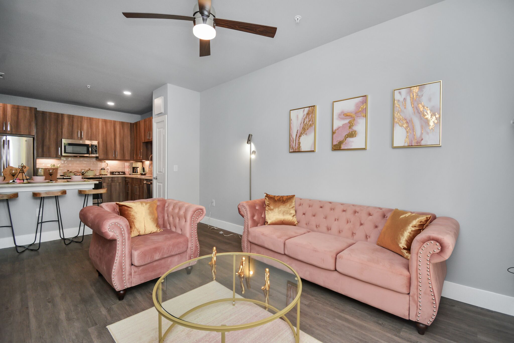 ♥ Remote Work ♥ Luxury Pink/Olive near Typhoon Waterpark & Katy Mills Shopping