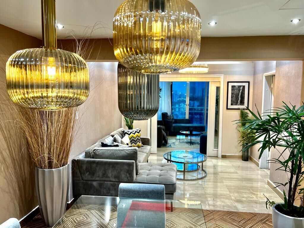 Cozy apartment with a beautiful view of the city, 19th floor. Free breakfast 