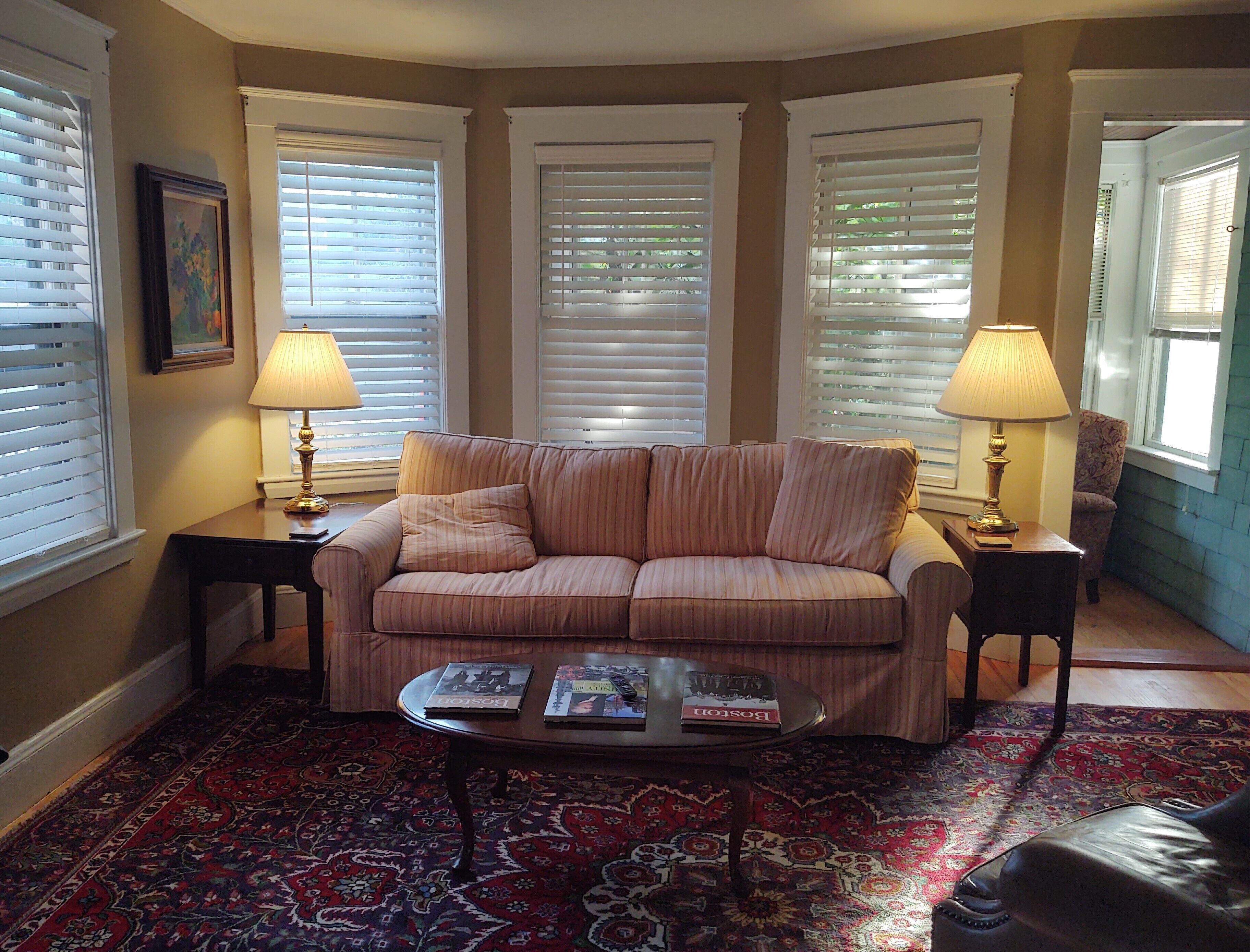 1-Bedroom Apartment in Milton Lower Mills convenient to Boston & Cambridge