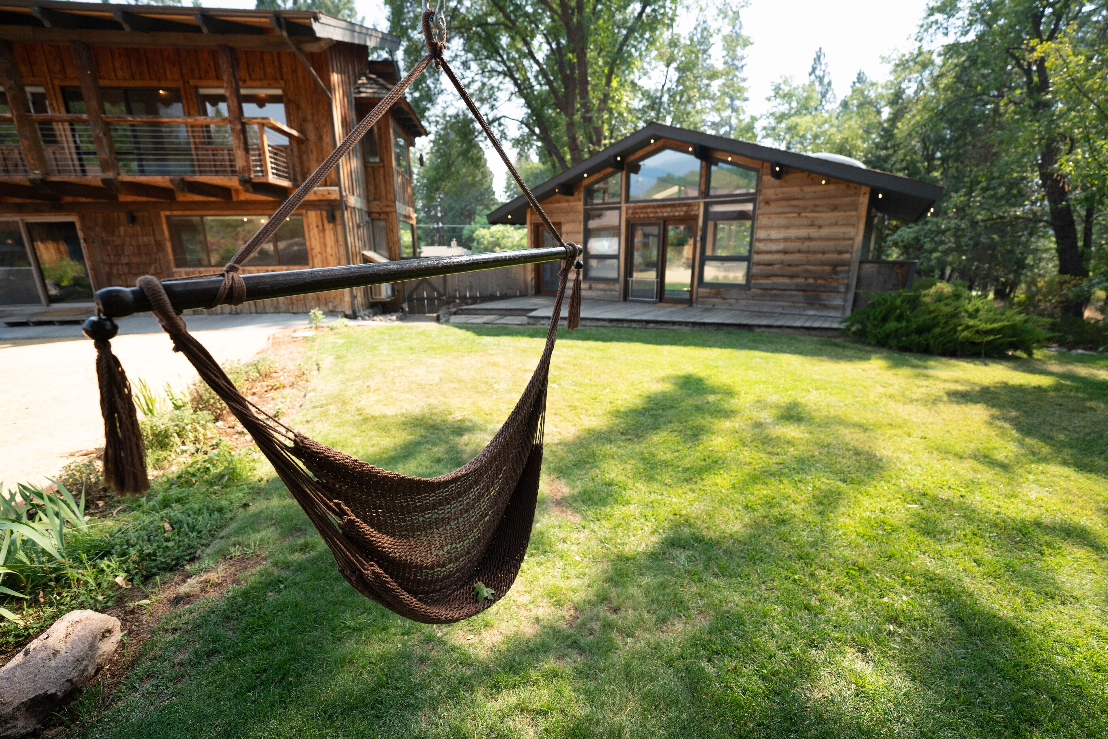 Basecamp Lodge - weddings + retreats + stunning Mt Shasta view!