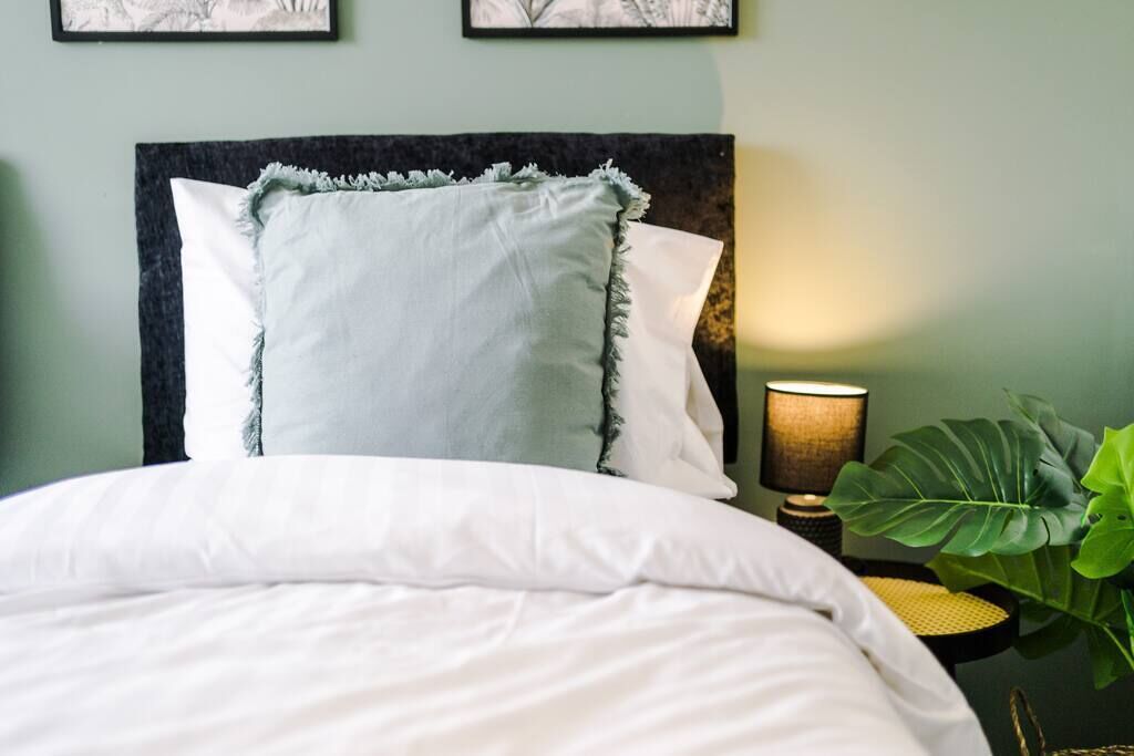 Stunning 2BR in Fallowfield MCR by PureStay