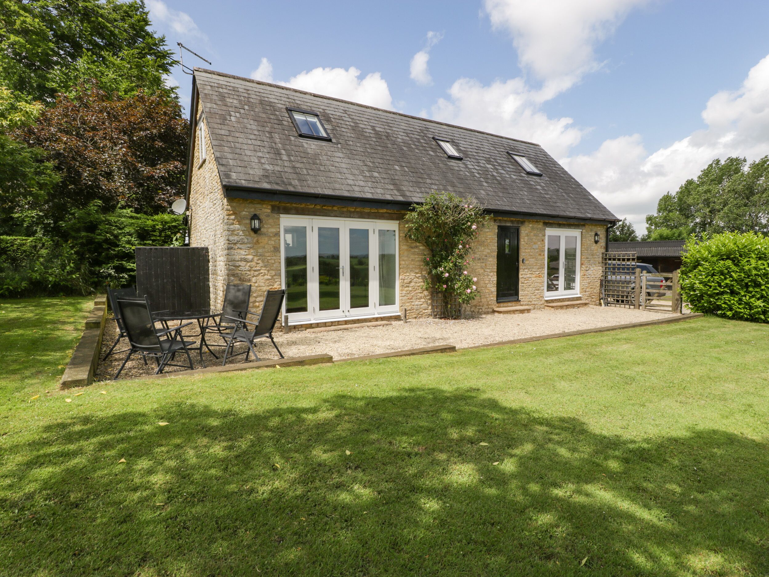 KELPERS BARN, pet friendly, with open fire in Gillingham