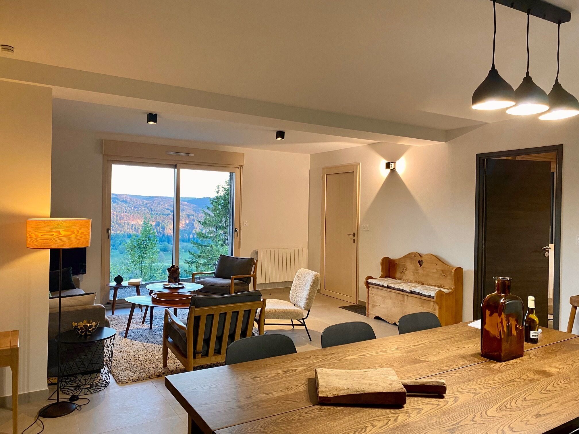 Warm accommodation with magnificent view - Foncine le Haut - completely new