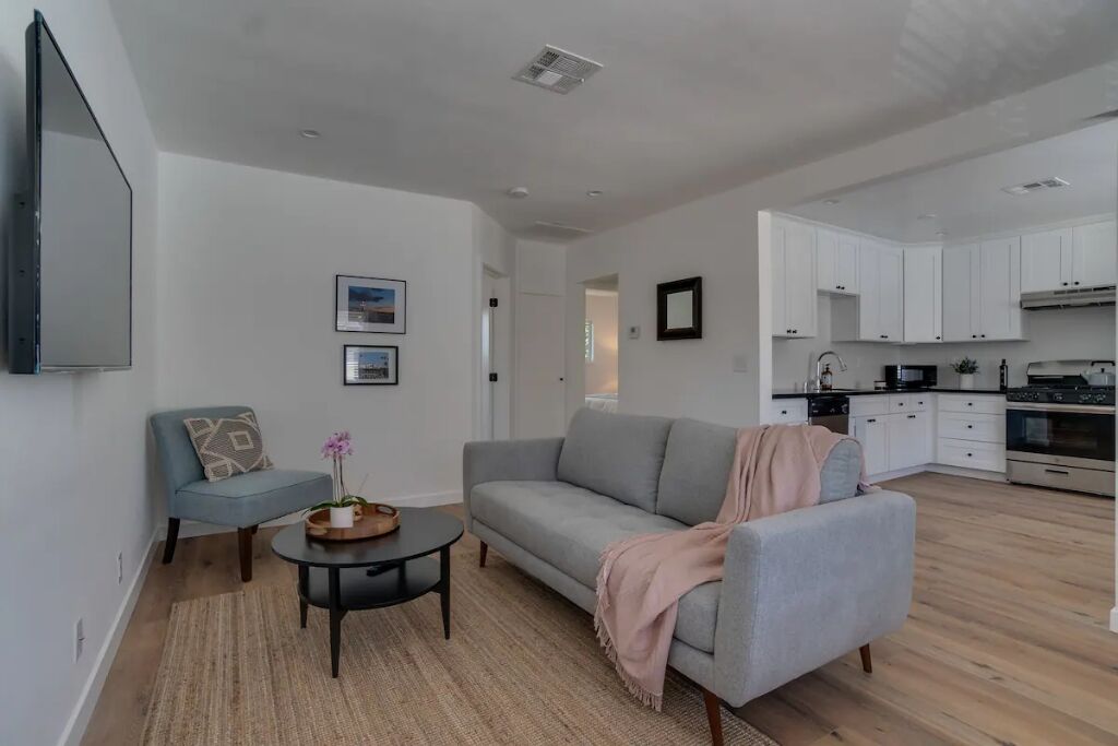 Monthly Rental Near the Rose Bowl. Remodeled 2020!
