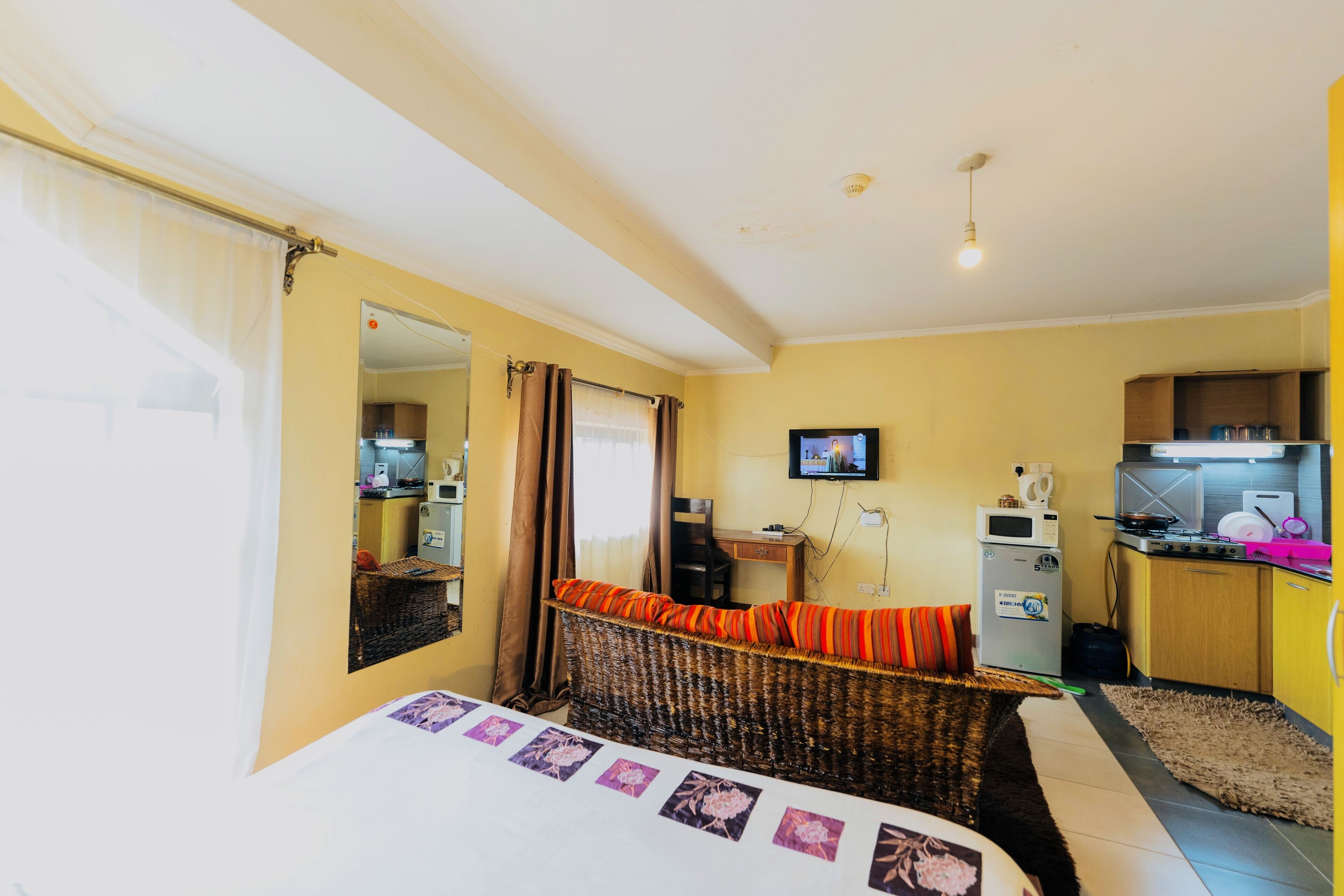 Sapia studio room2