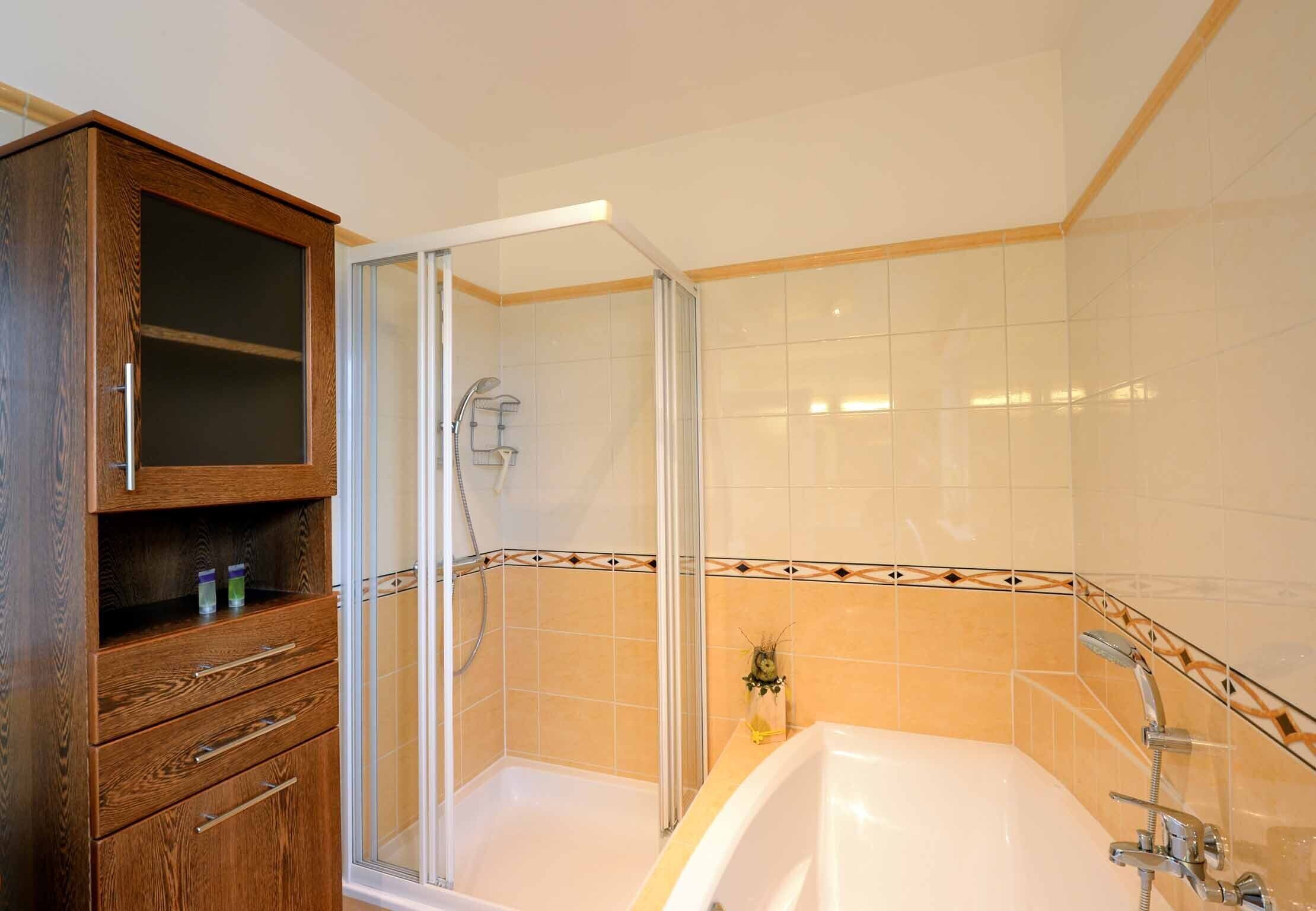 Spacious apartment (98 sqm) for up to four people with a furnished sun terrace