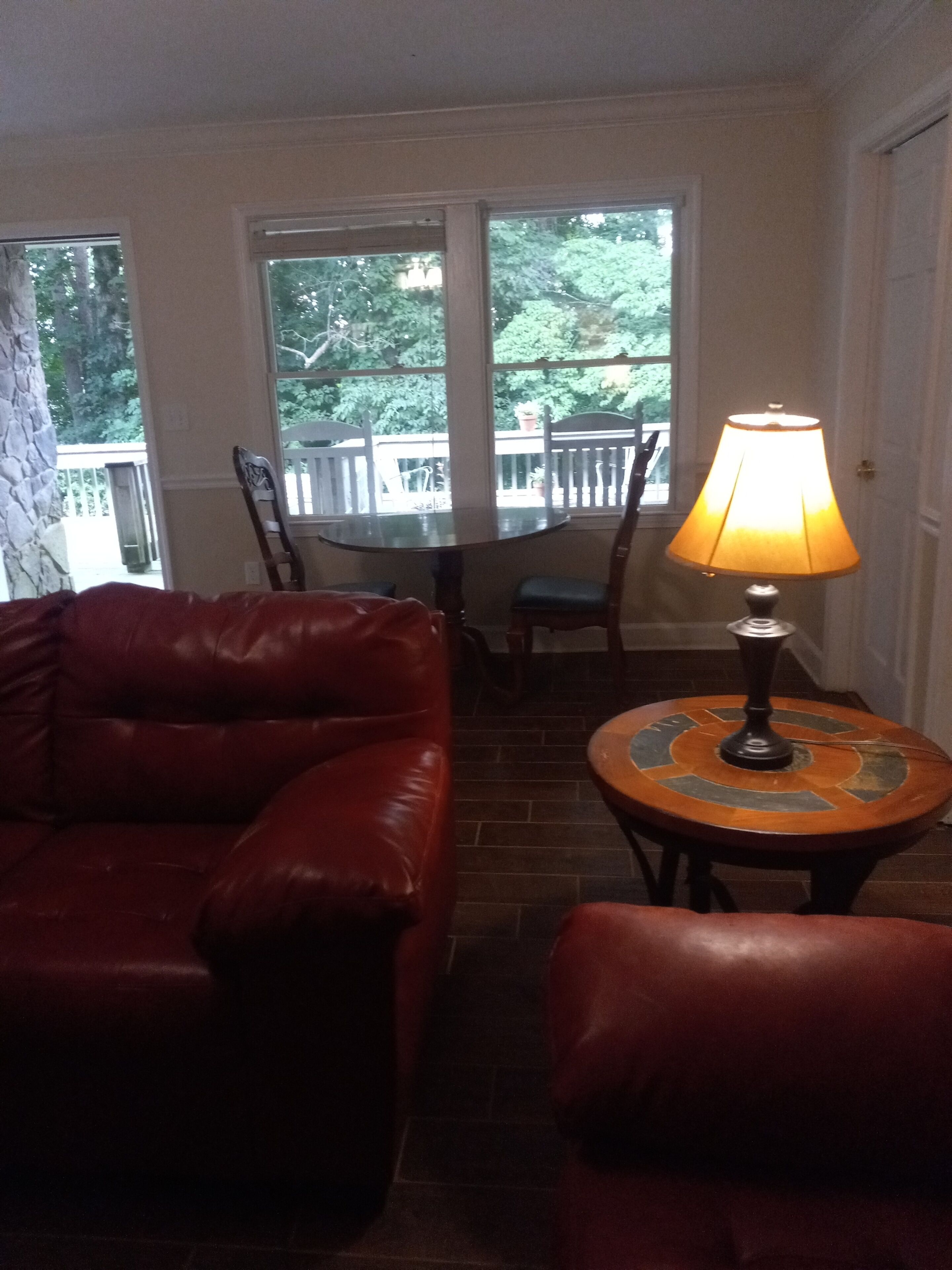 Quiet, yet convenient, country setting