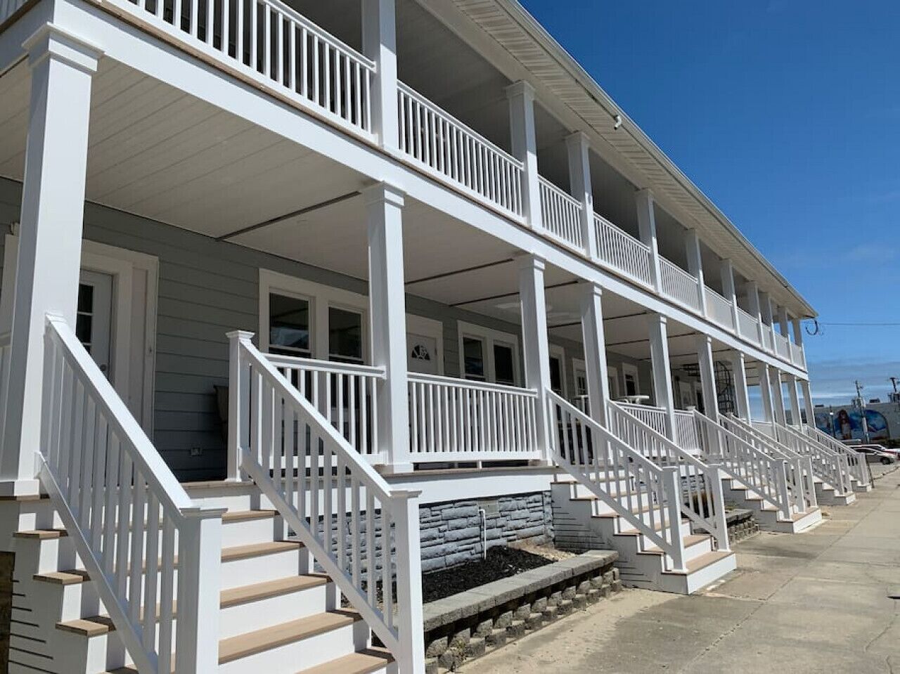202 · New Villa - 3 BR - Beach Block! With Pool Access!