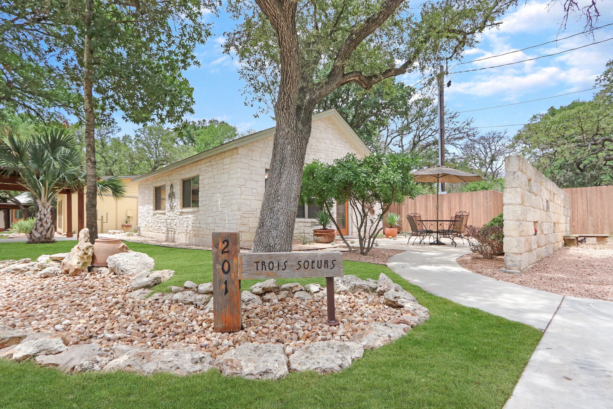 Three Sisters- Casita 1   I Pet Friendly couples retreat in Wimberley