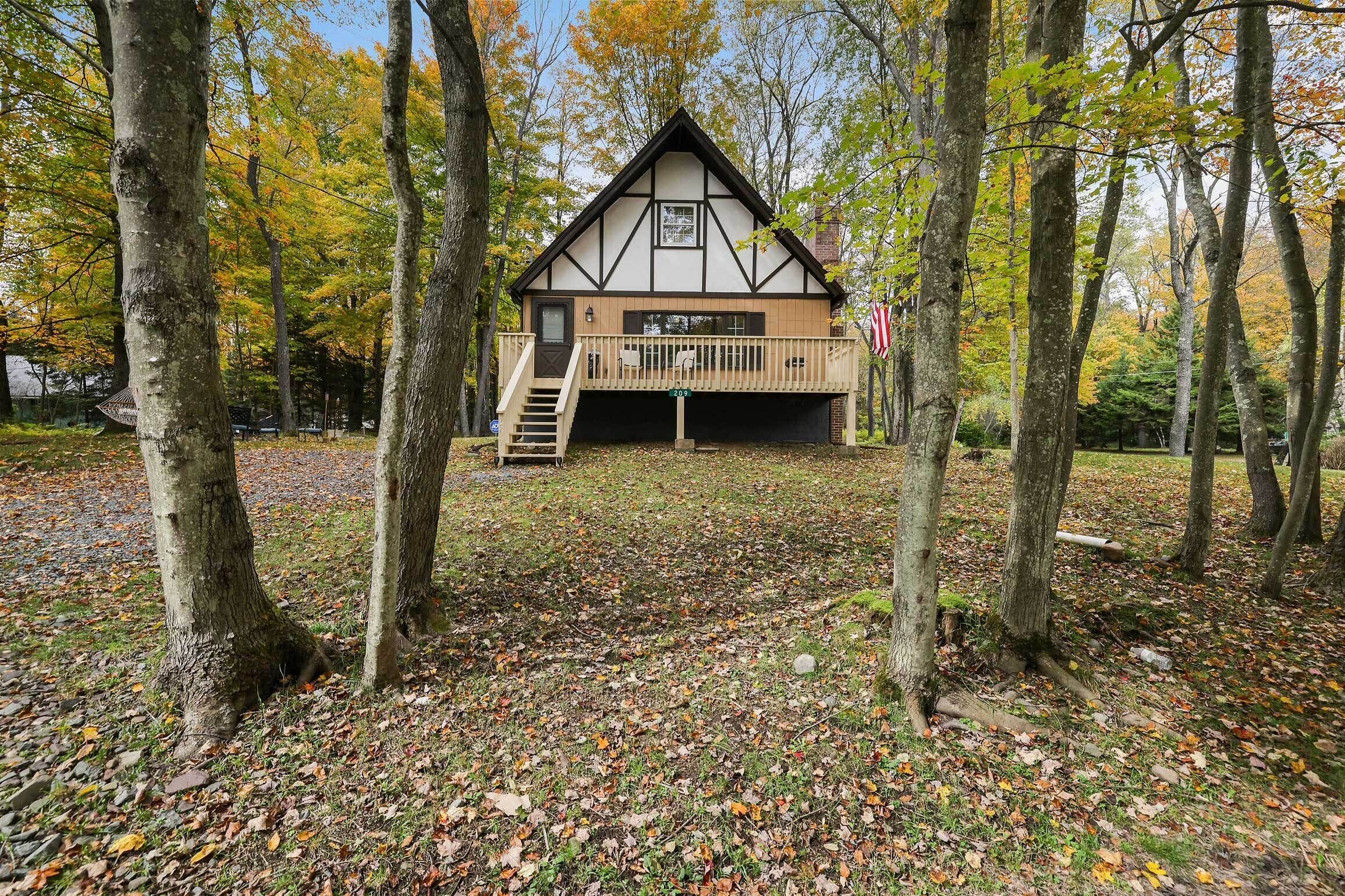 Tree-Lined Pocono Lake Cabin, Trails On-Site!