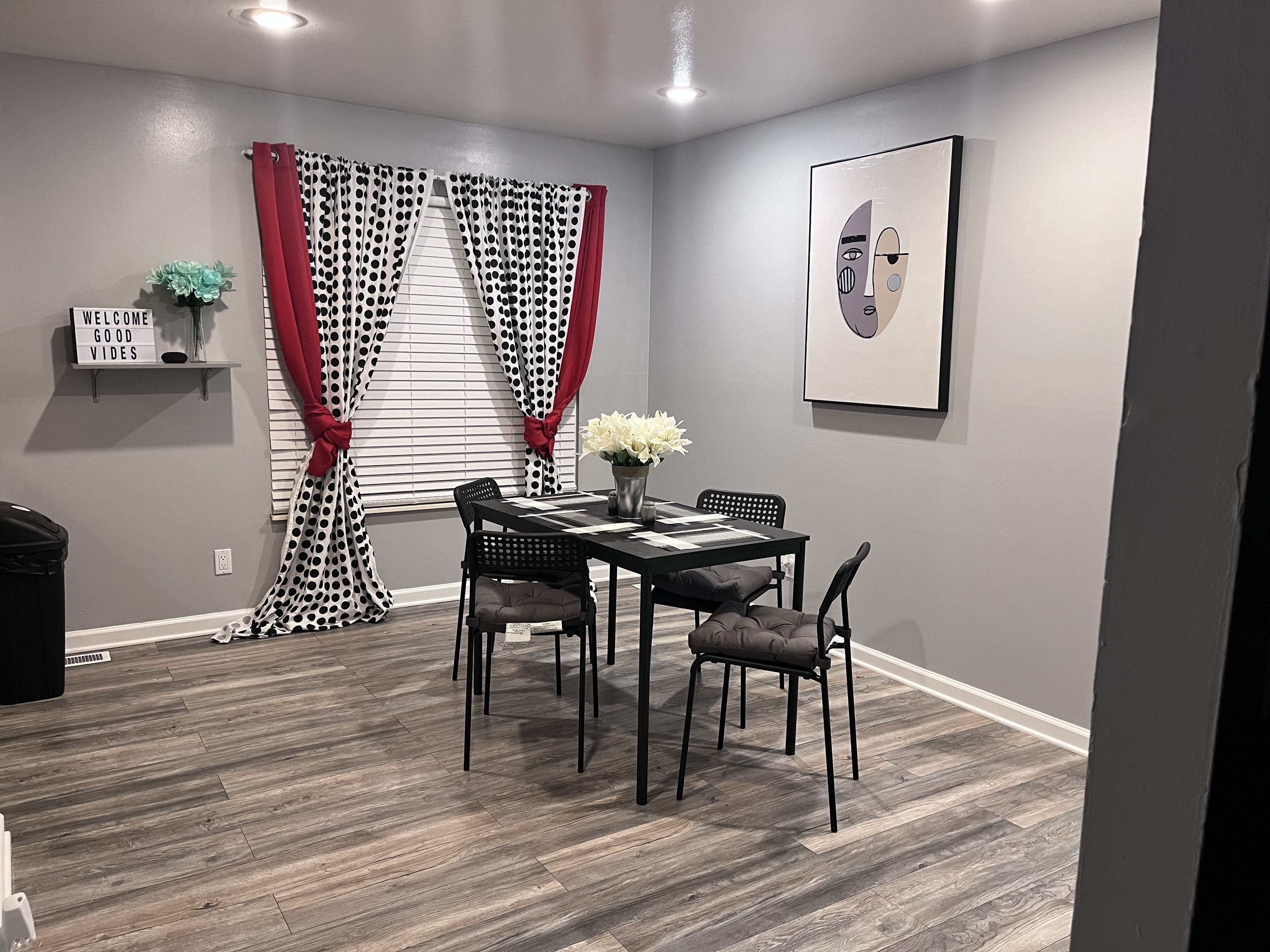 Spacious 3bd/2bath Condo