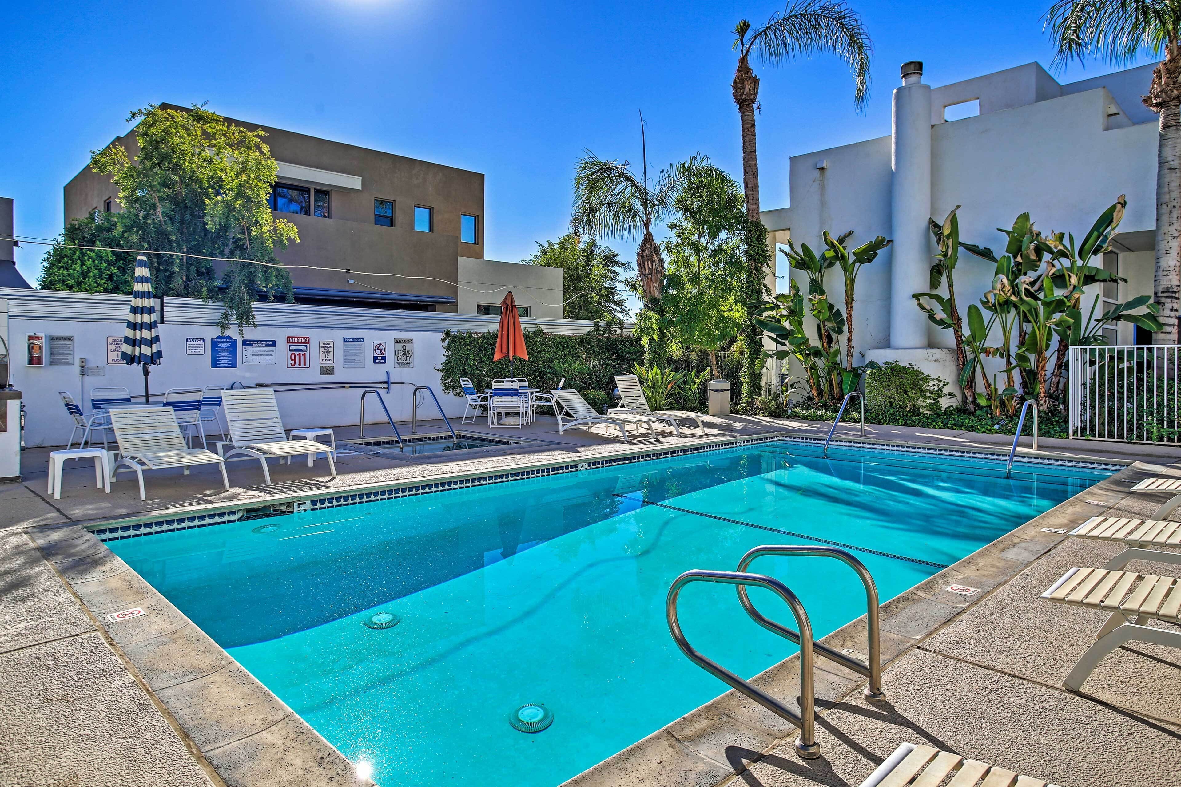 Nice poolside villa in Cathedral City