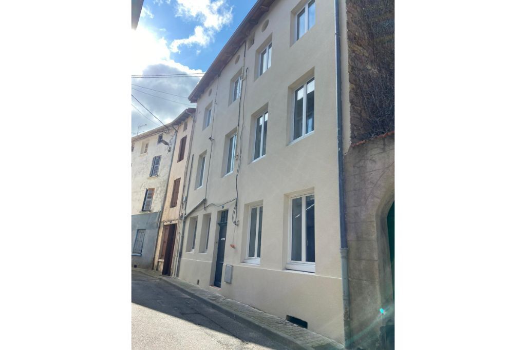 T2 apartment 36 m2, 15 mins from Cours la ville and 20 mins from Roanne