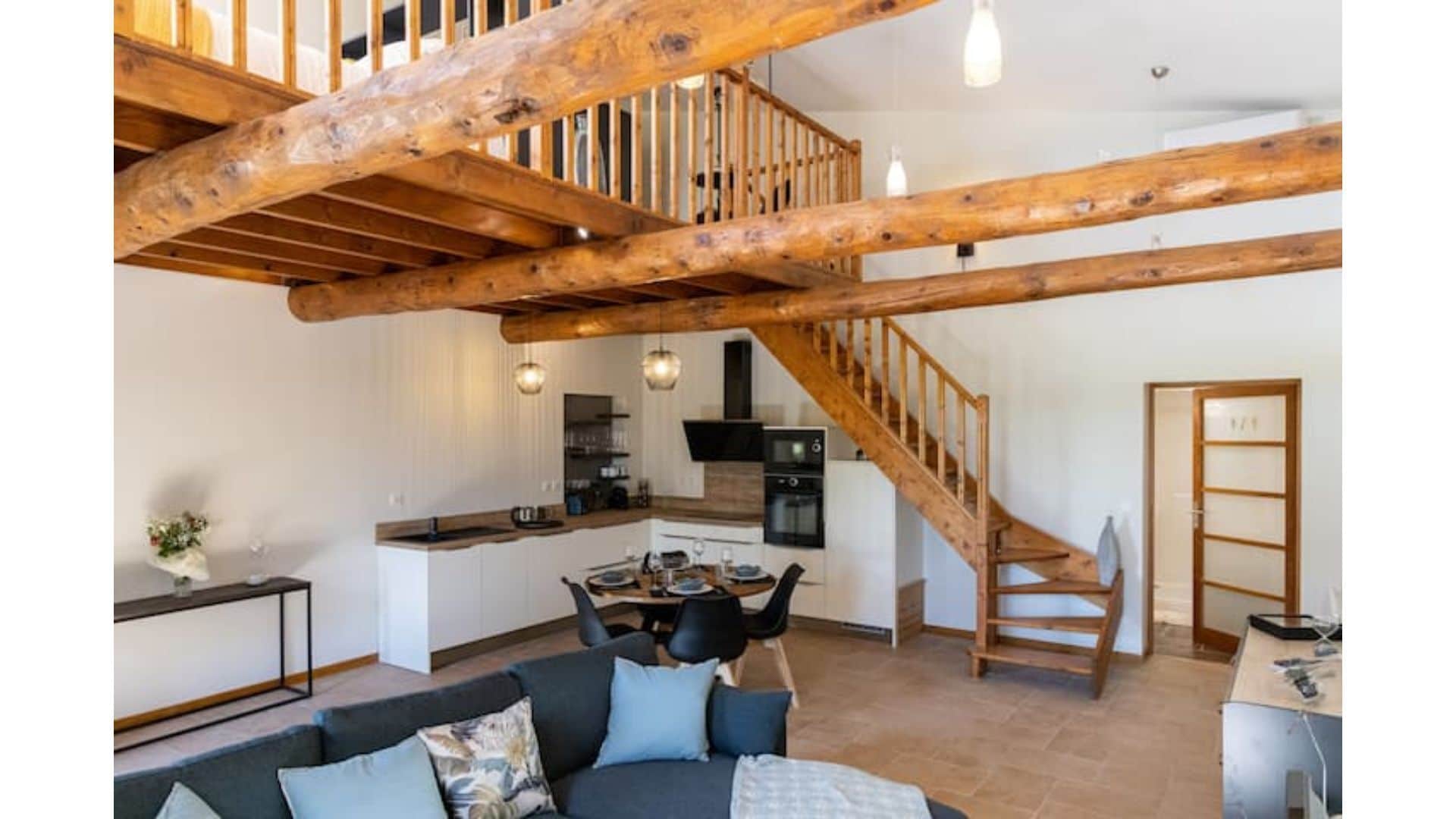 Loft au Cœur D'un Domaine Viticole