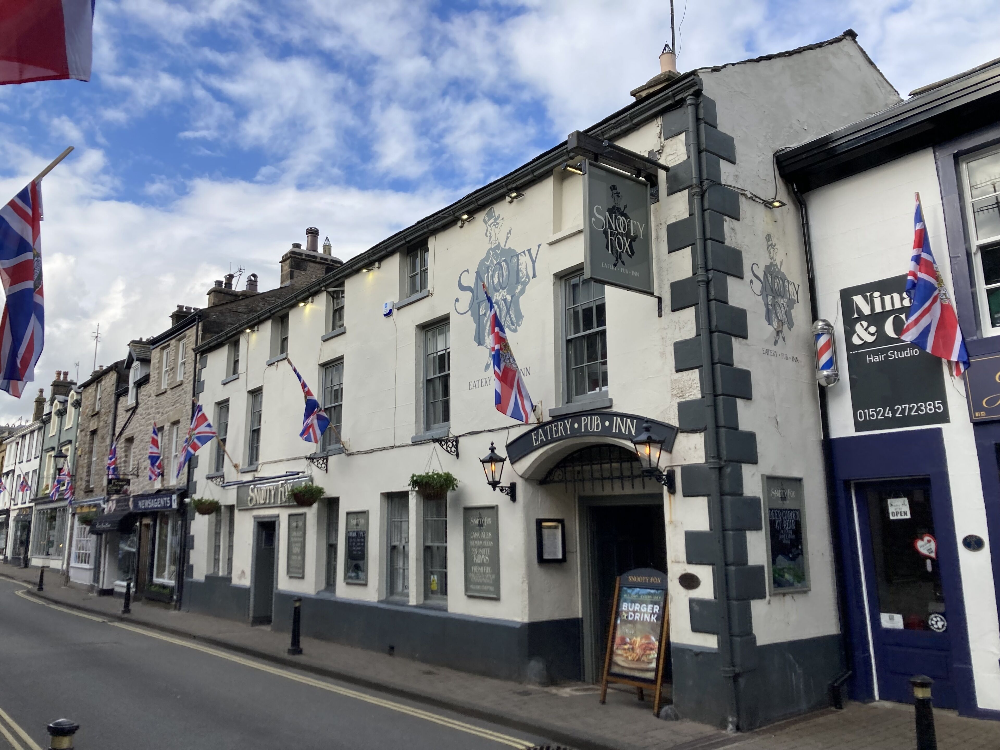 The Snooty Fox