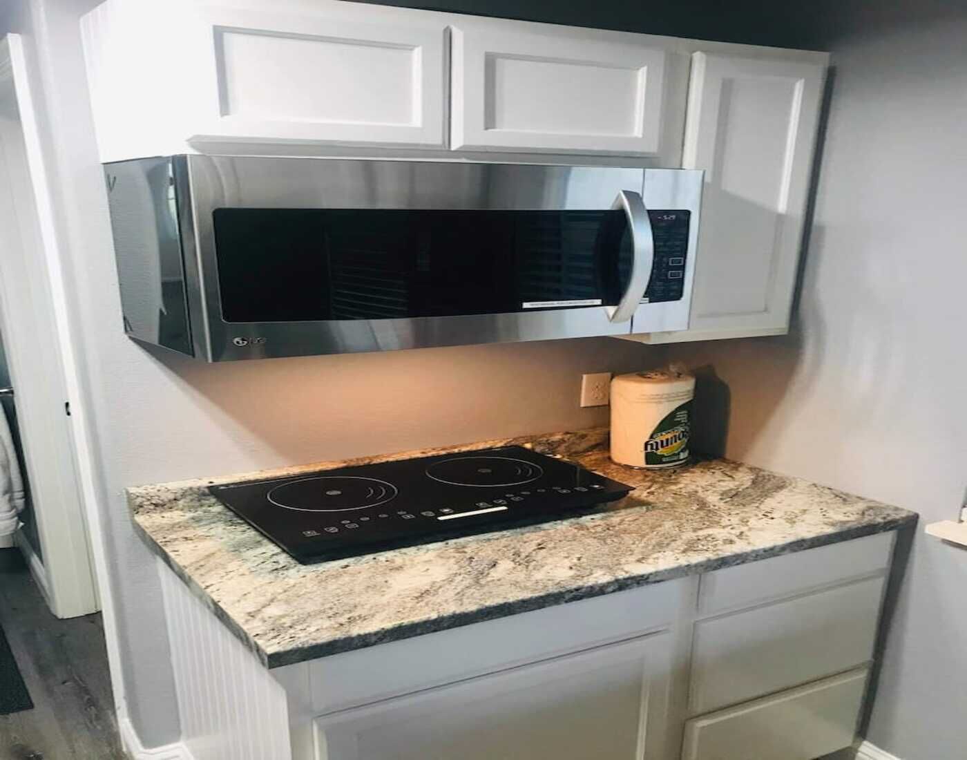 Unique!! Own Private Kitchen Master Studio Suite