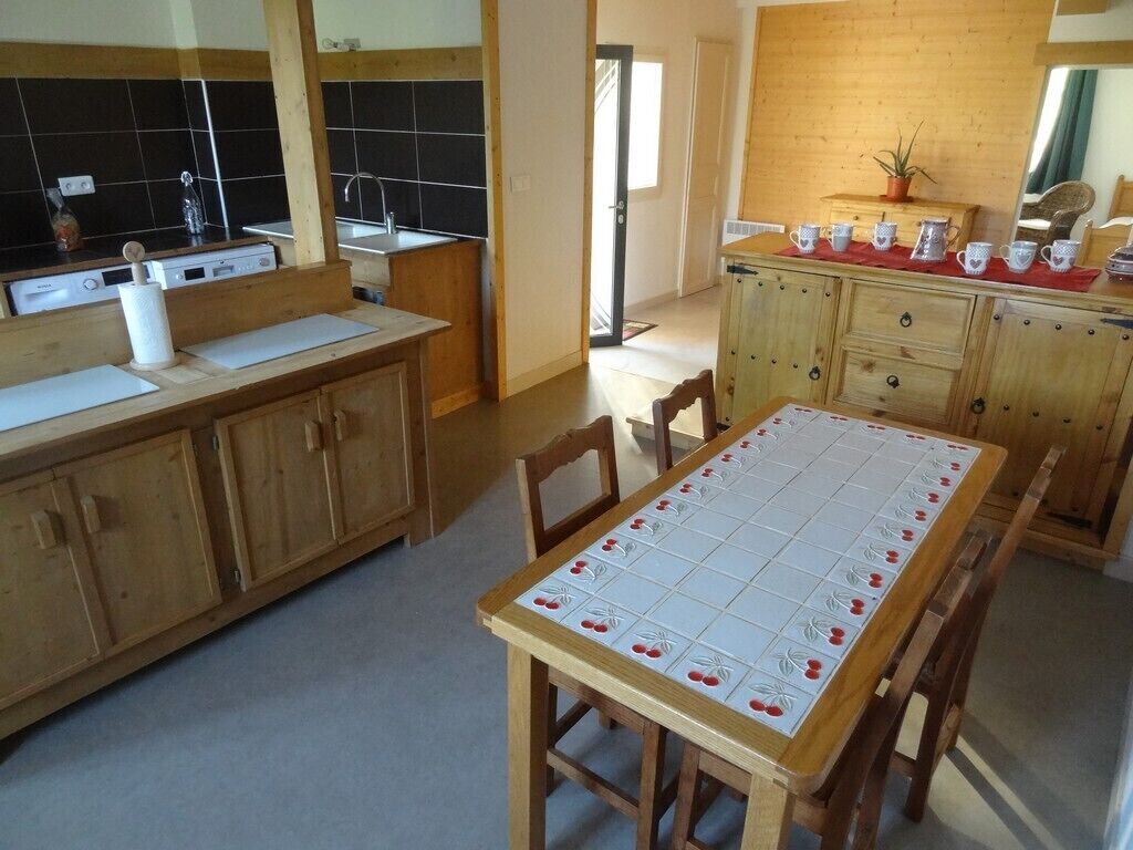 Grand Gîte 136m2 Dans Ancienne Ferme du Haut-jura