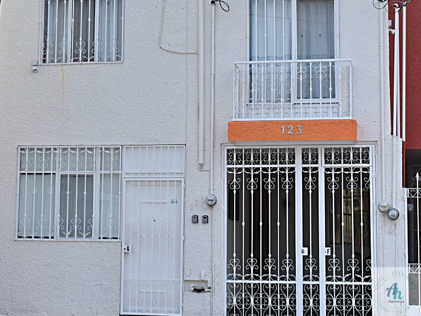 "G" Downtown Private Loft - ALEGRÍA Housing -