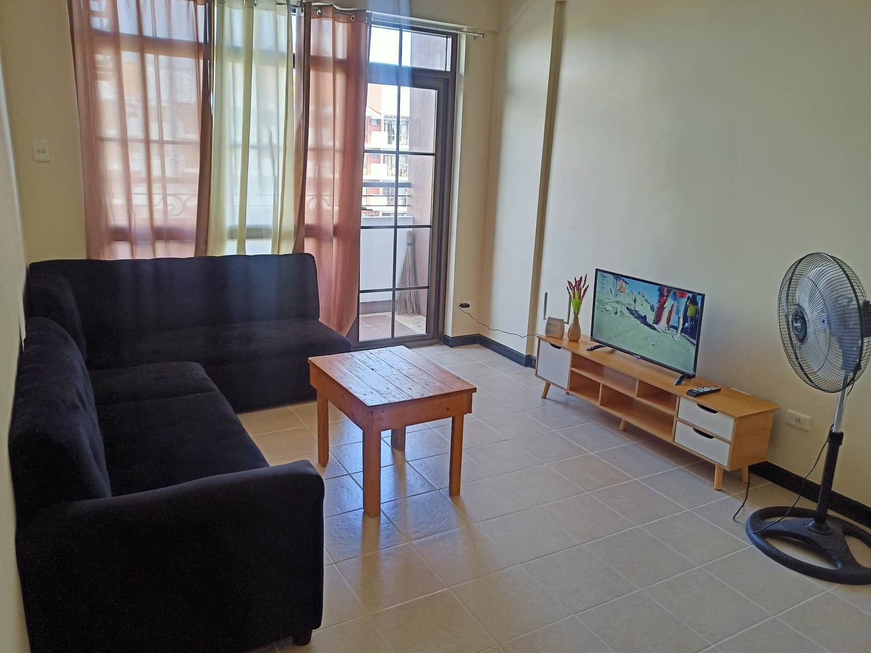 Affordable 1Bedroom Unit With Pool and Gym