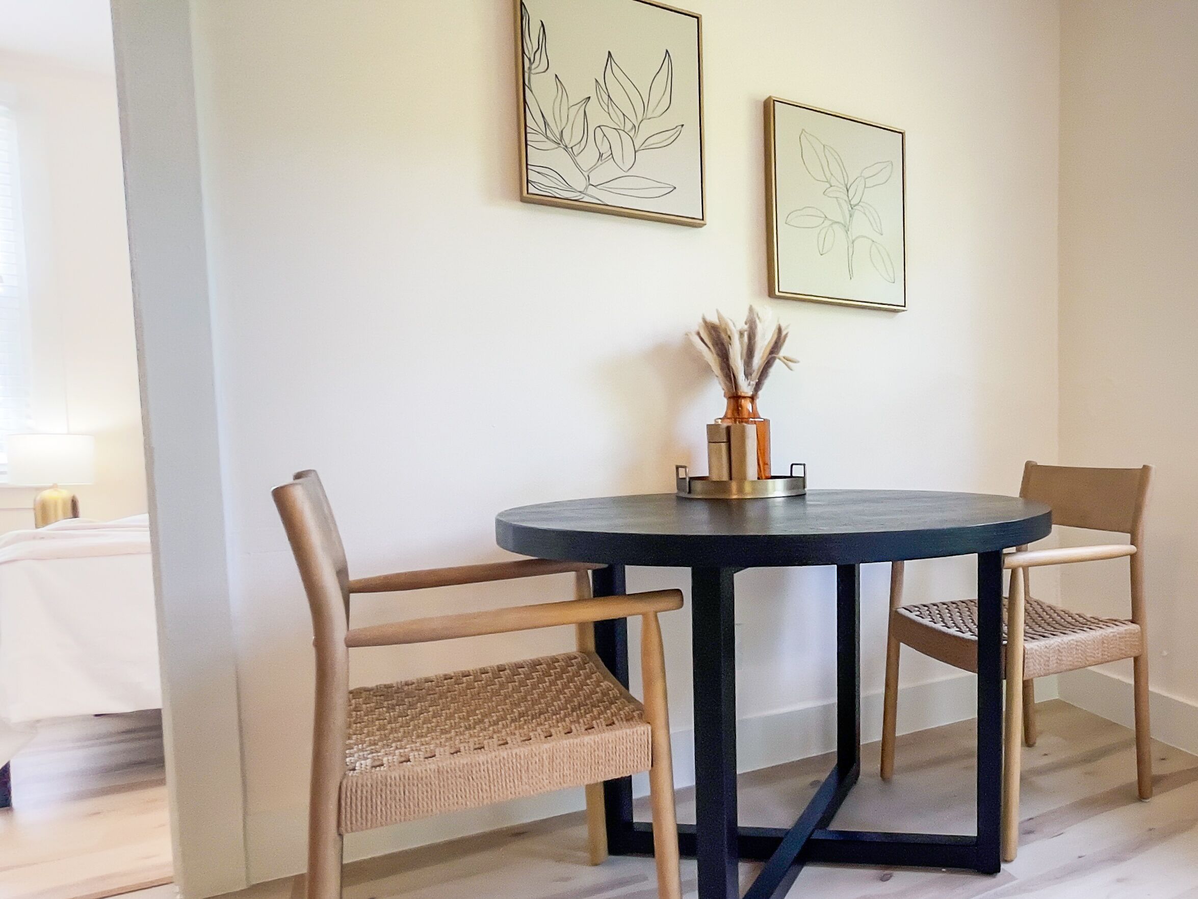 Unit B - Coastal Boho Apt in Charming Beach Town 