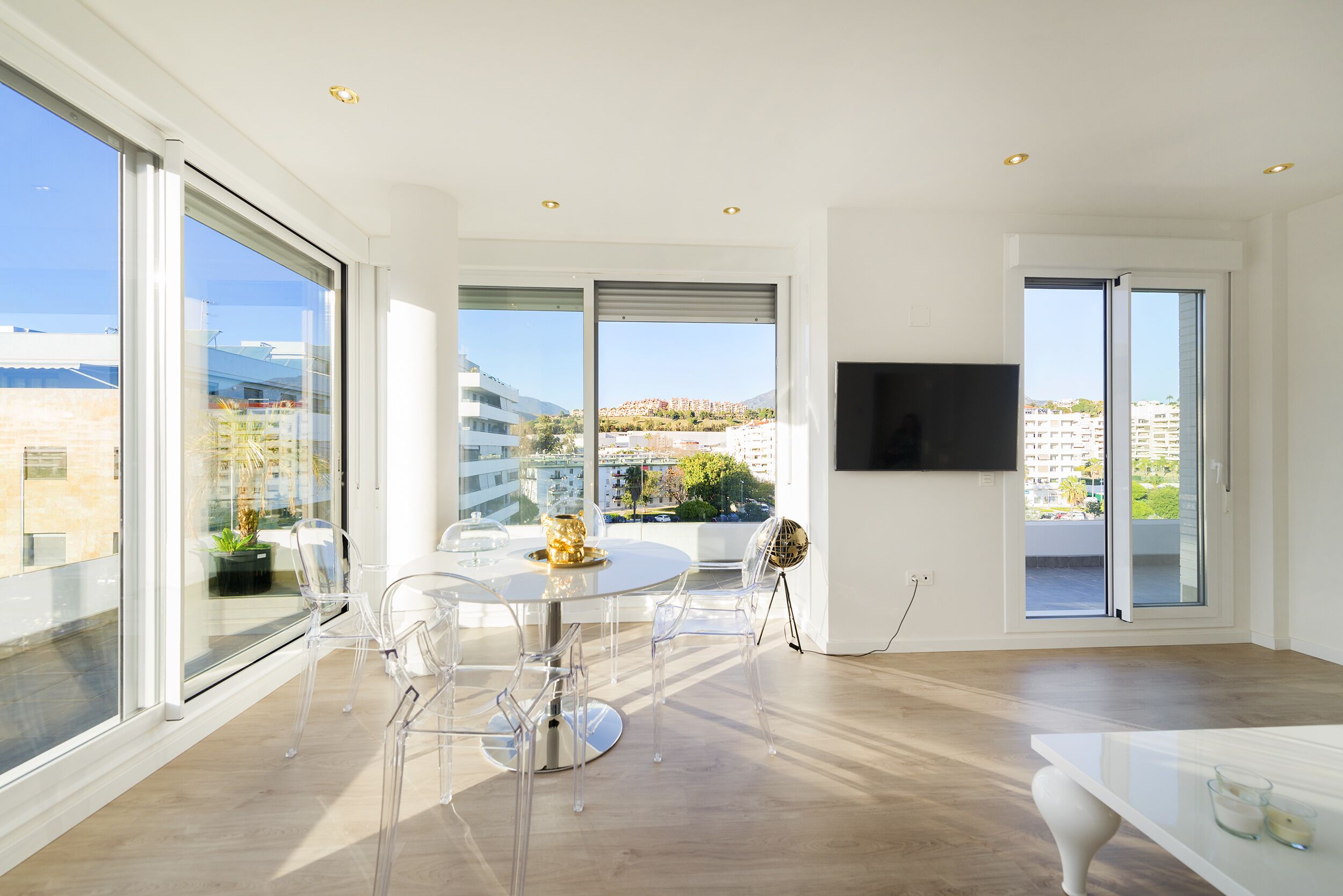 Luxury Penthouse Near Puerto Banus With Pool