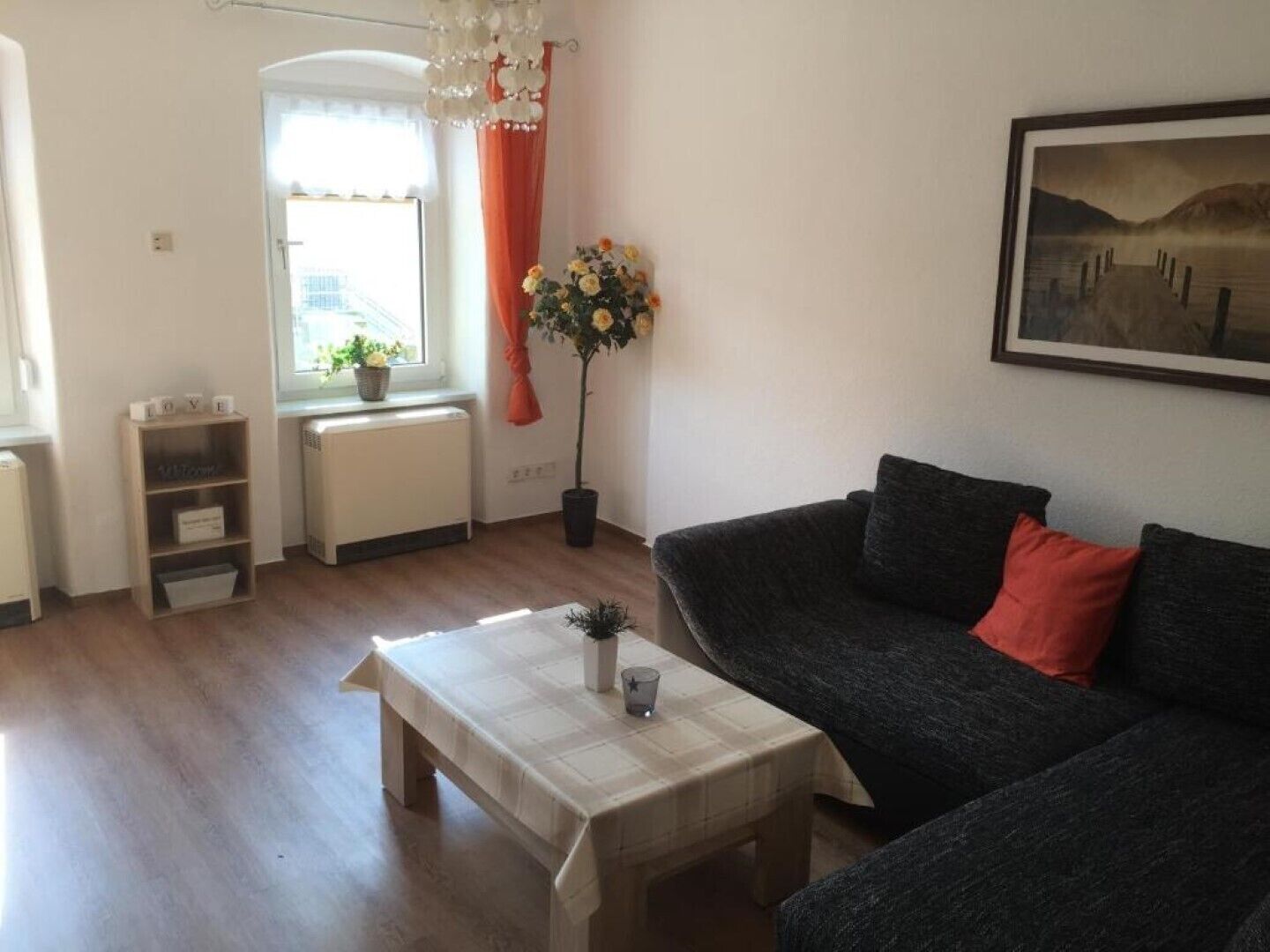 Apartment mit Balkon