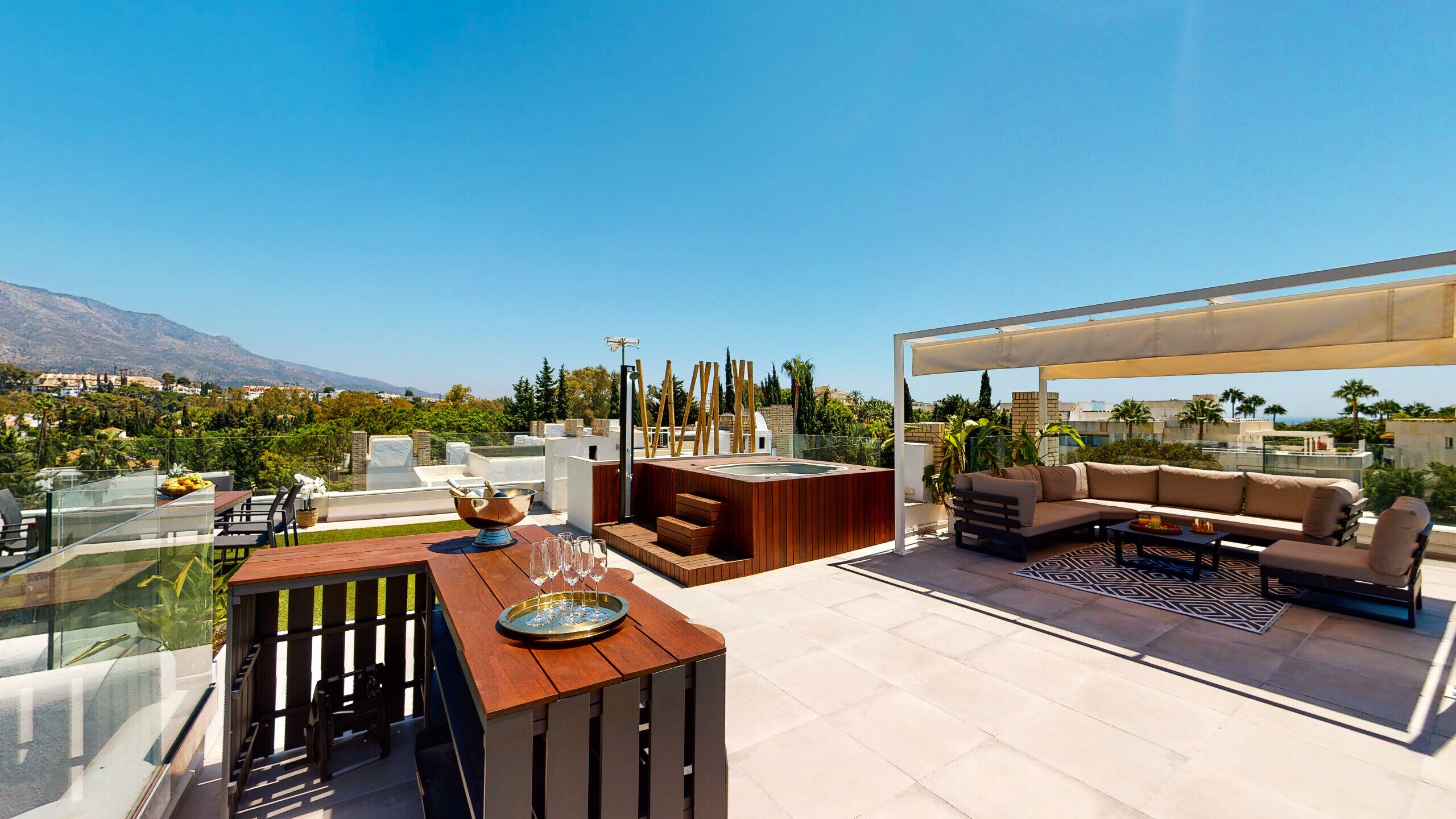 Miragolf - Unique and Luxurious Penthouse