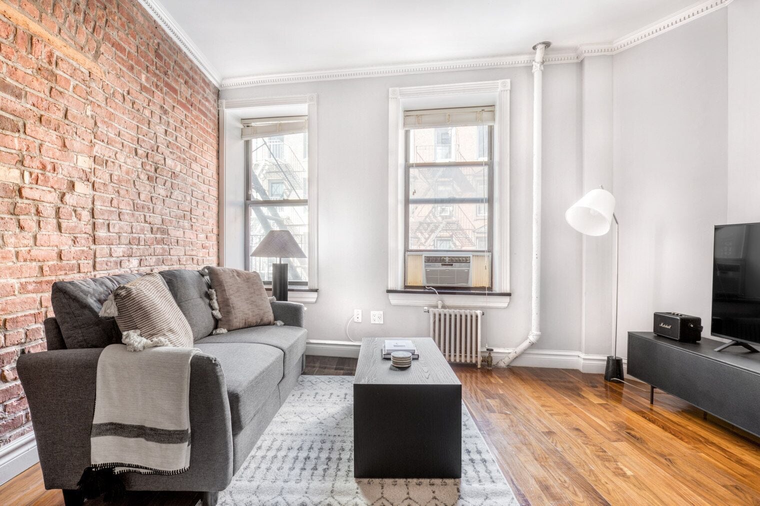 Dreamy SoHo 2BR w/ W/D & Balcony, nr Whole Foods, by Blueground