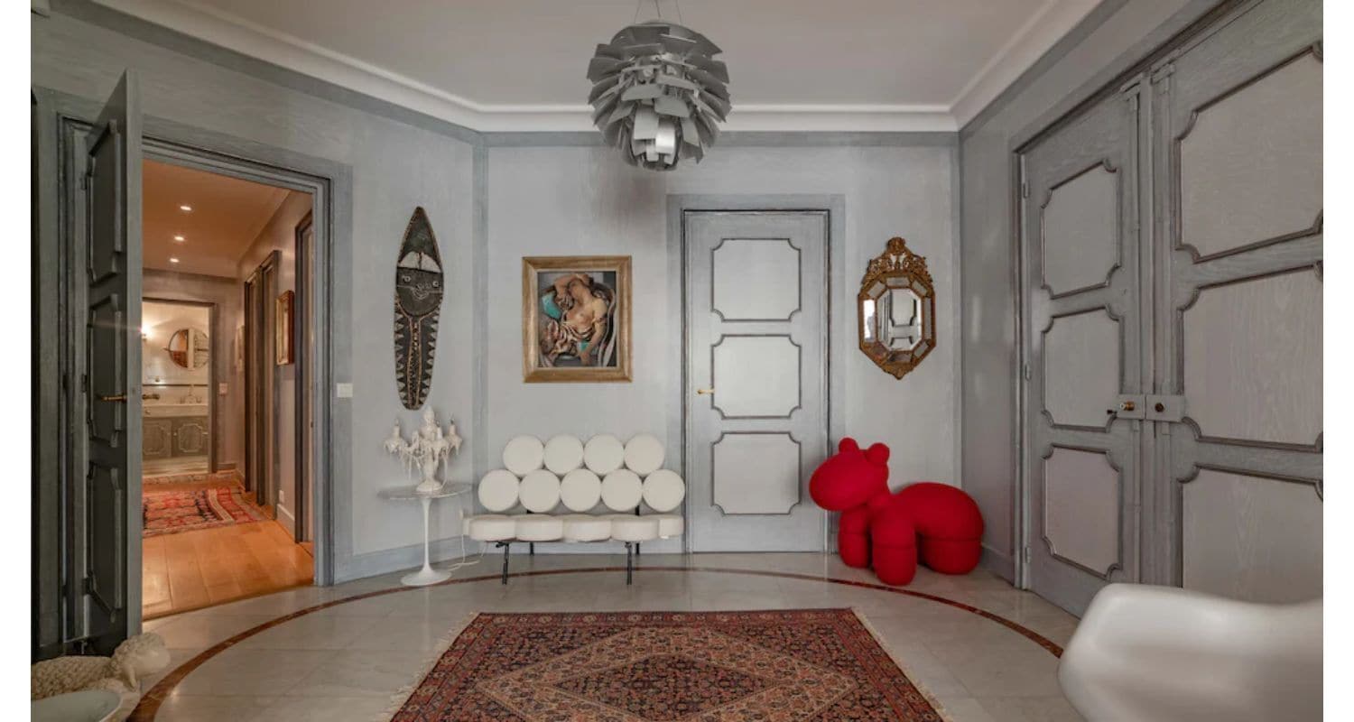 Avenue Foch 3 bedroom with balcony