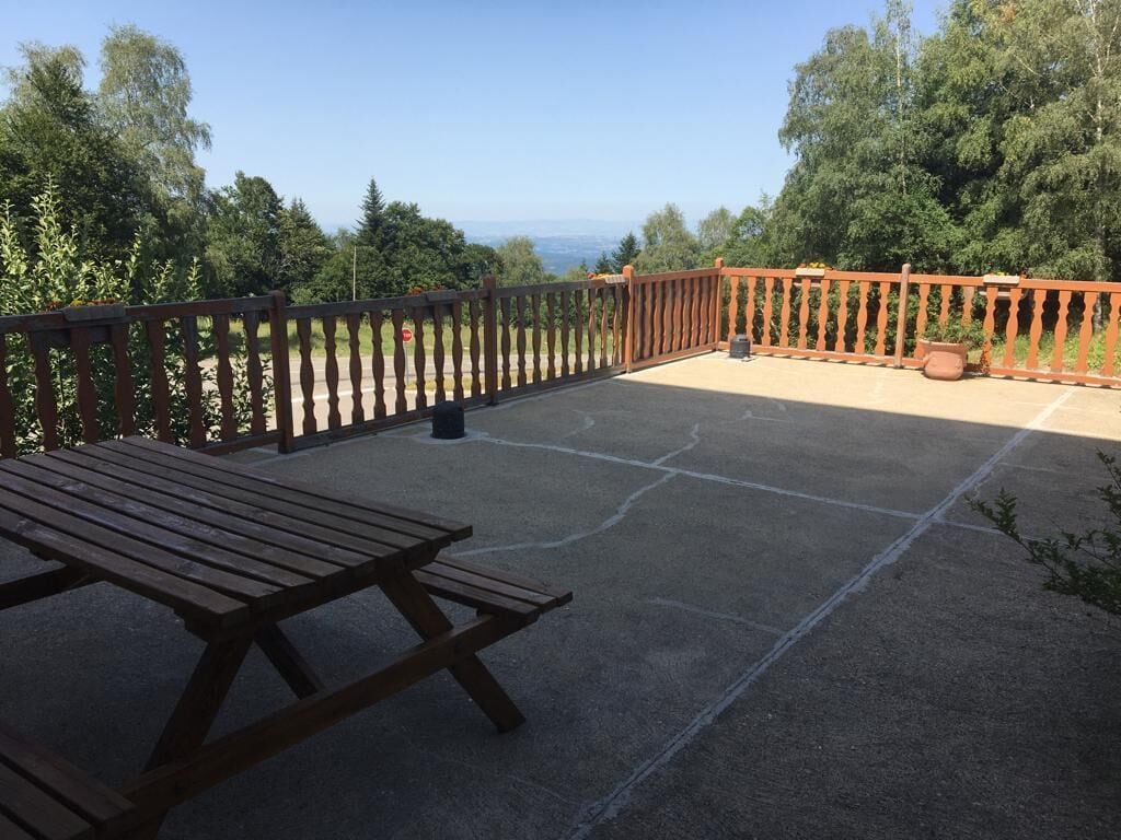 Apartment for 8/10 people with terrace and garage