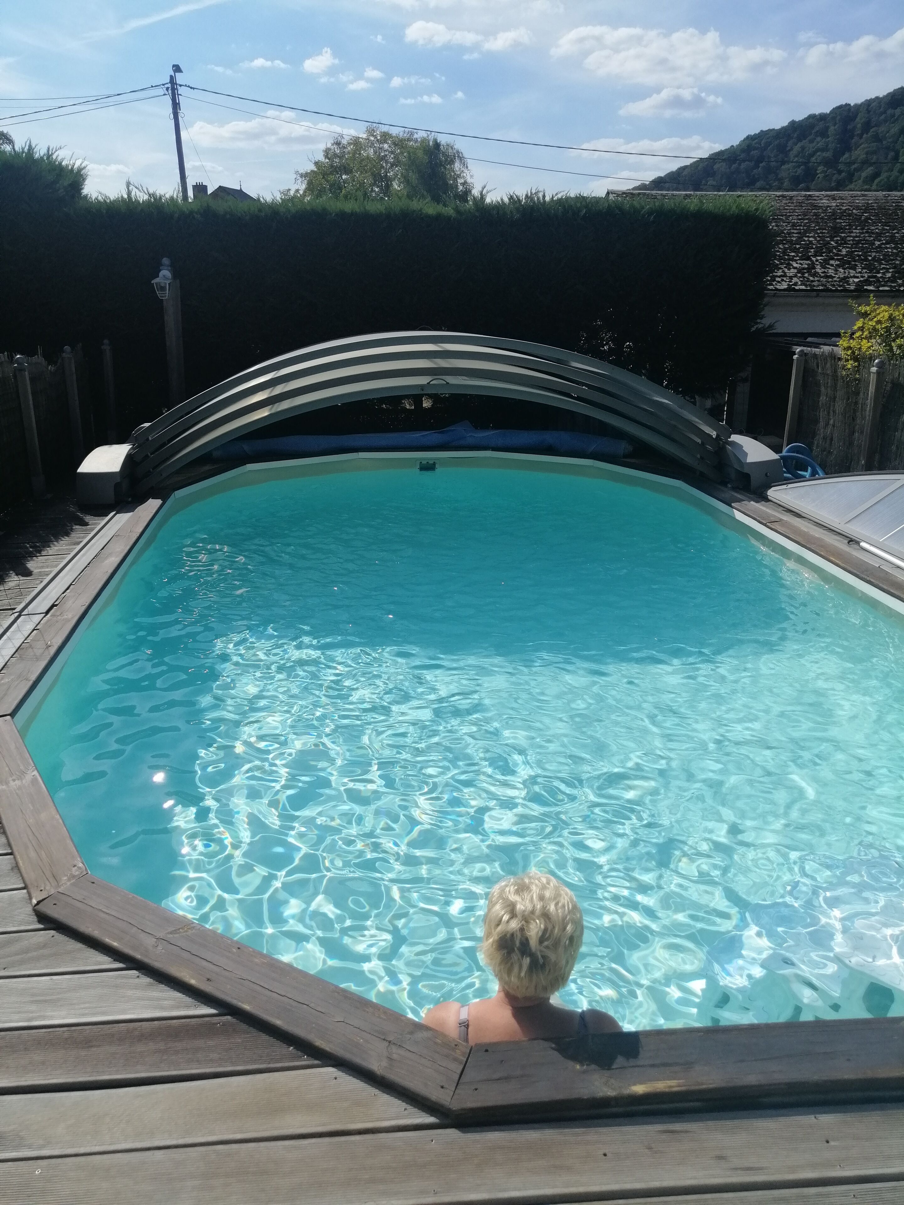 COCOON AND APYPICAL GITE "LE PETIT NID" WITH SWIMMING POOL AND SAUNA.