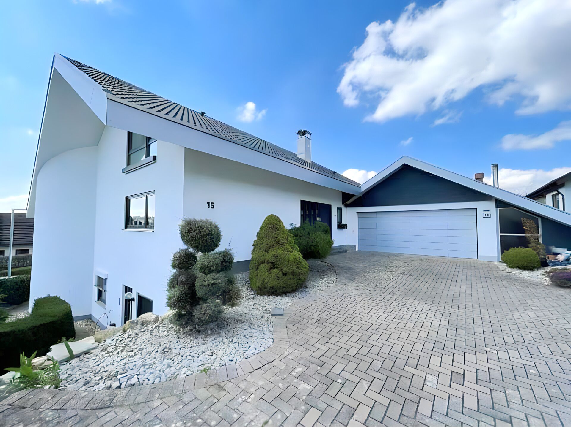 Hochwertige Wohnung mit Terrasse, Grill und Parkplatz