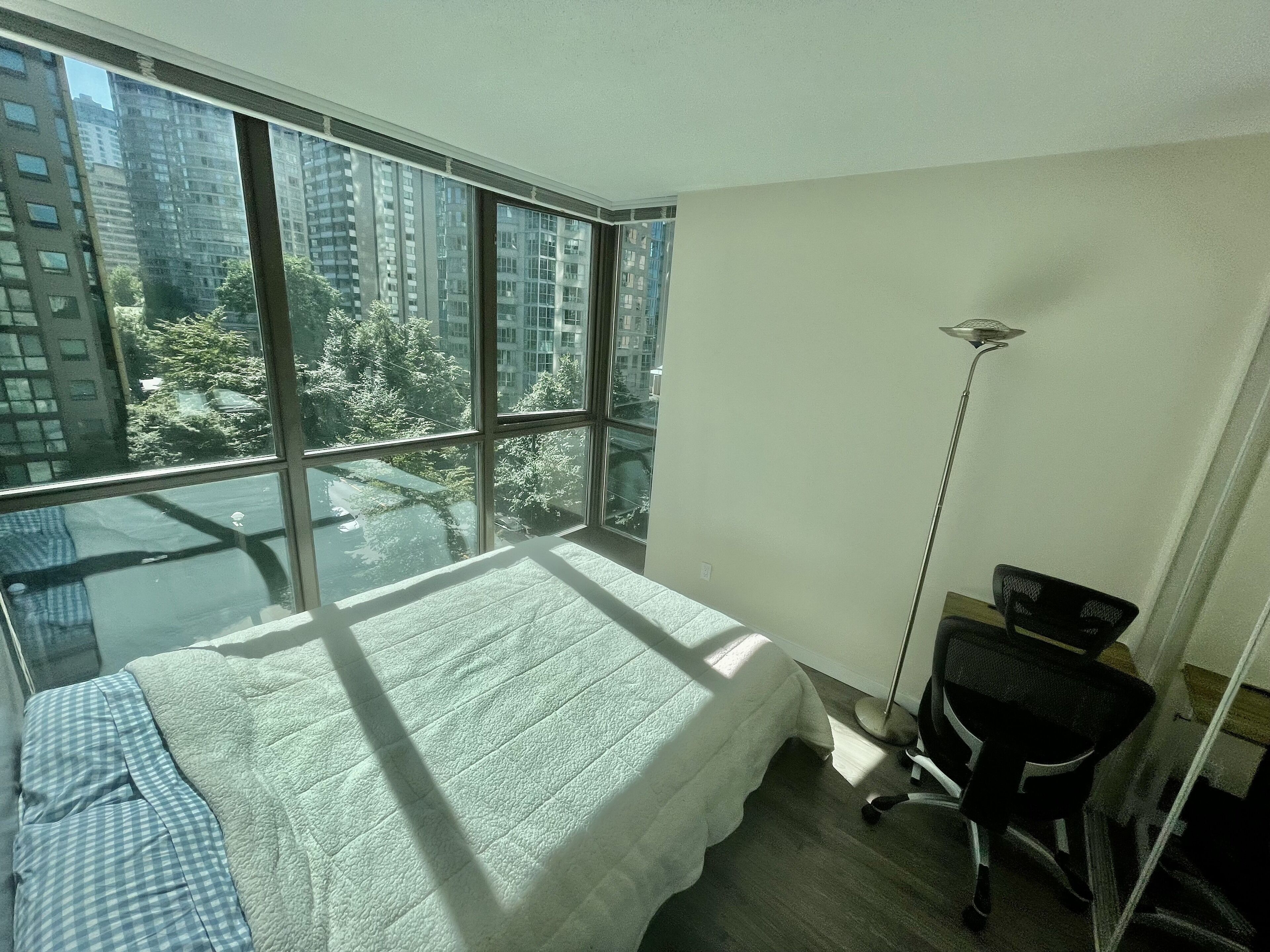2 bed 2 bath