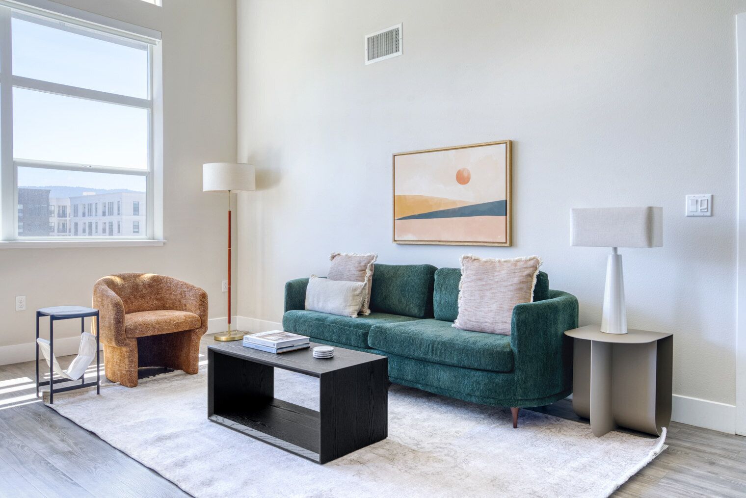 Gorgeous Redwood City 2BR w/ A/C, Gym & W/D, nr Caltrain, by Blueground