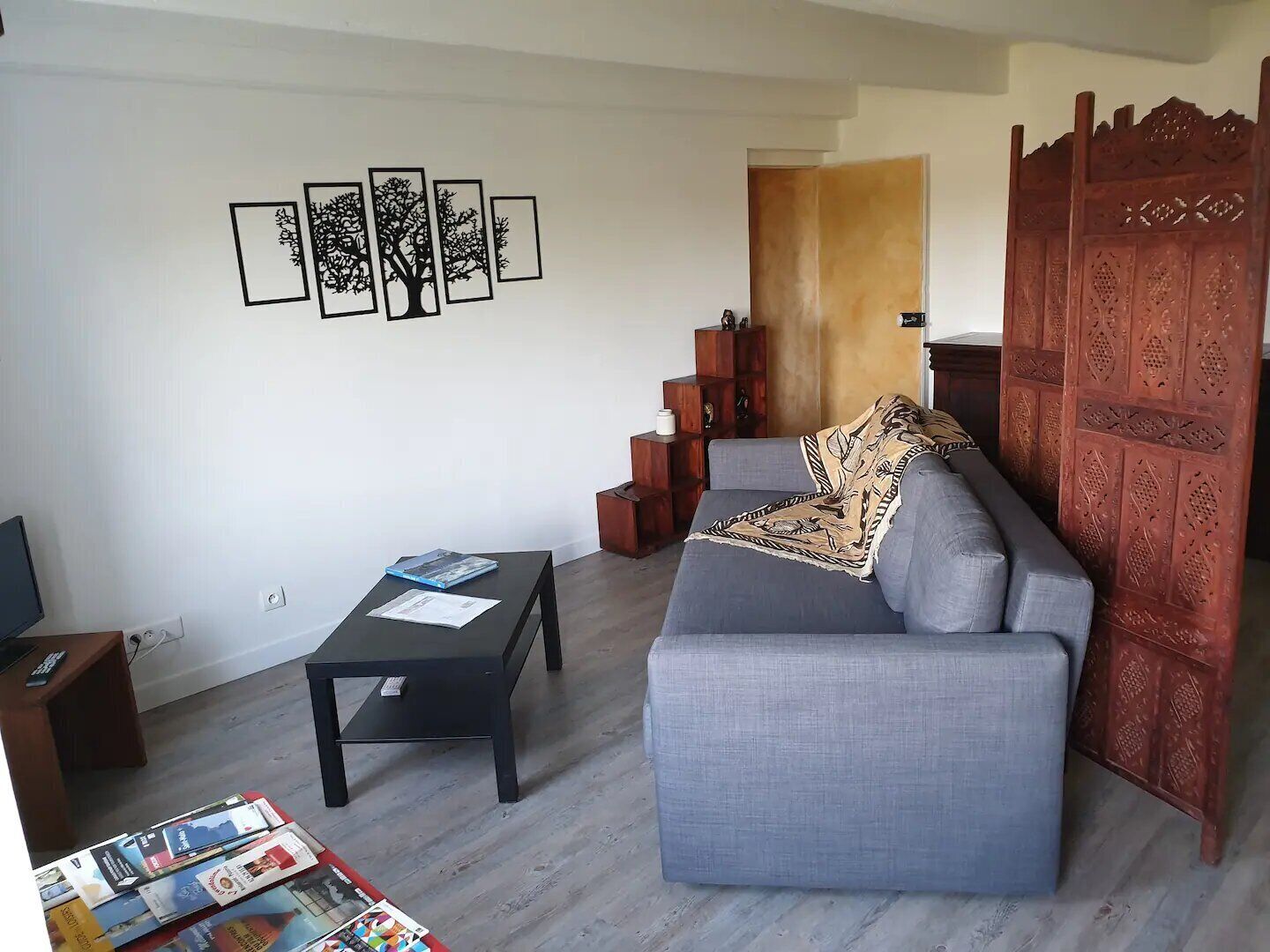 Logement Spacieux Rénové Dans une Longère