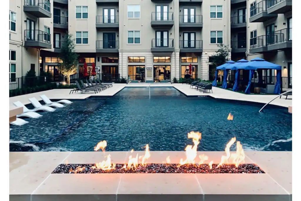 1 bedroom unit near The Star