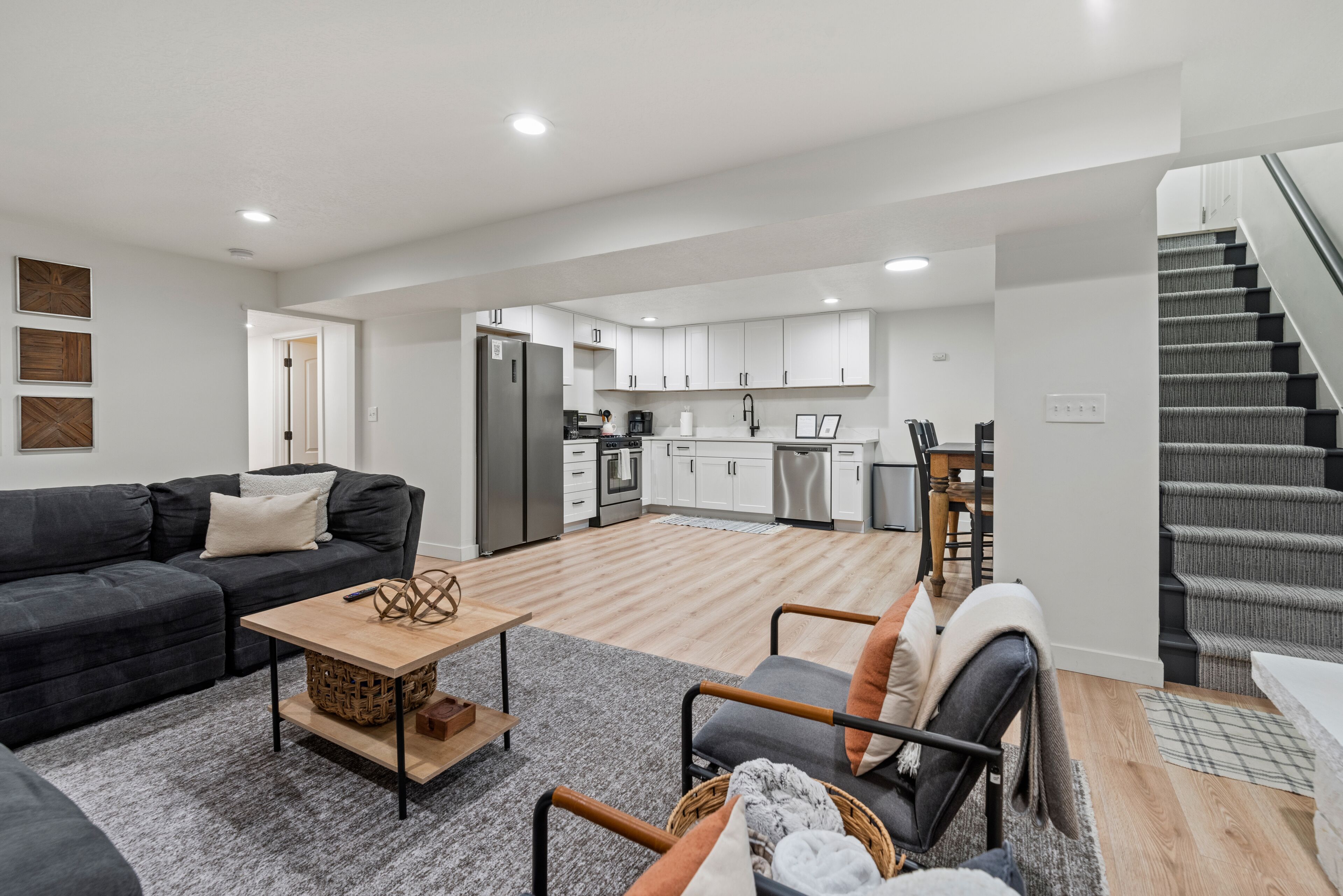 Comfortable stay near Park City & Midway! Easy Access, Keyless entry!