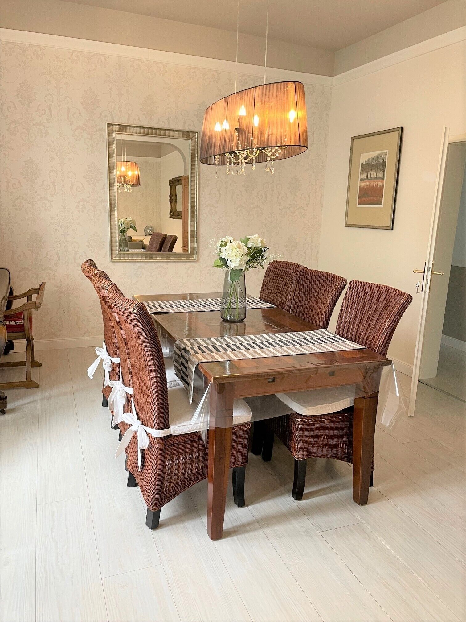 Luxury 2 bedroom apartm. on a quiet central street