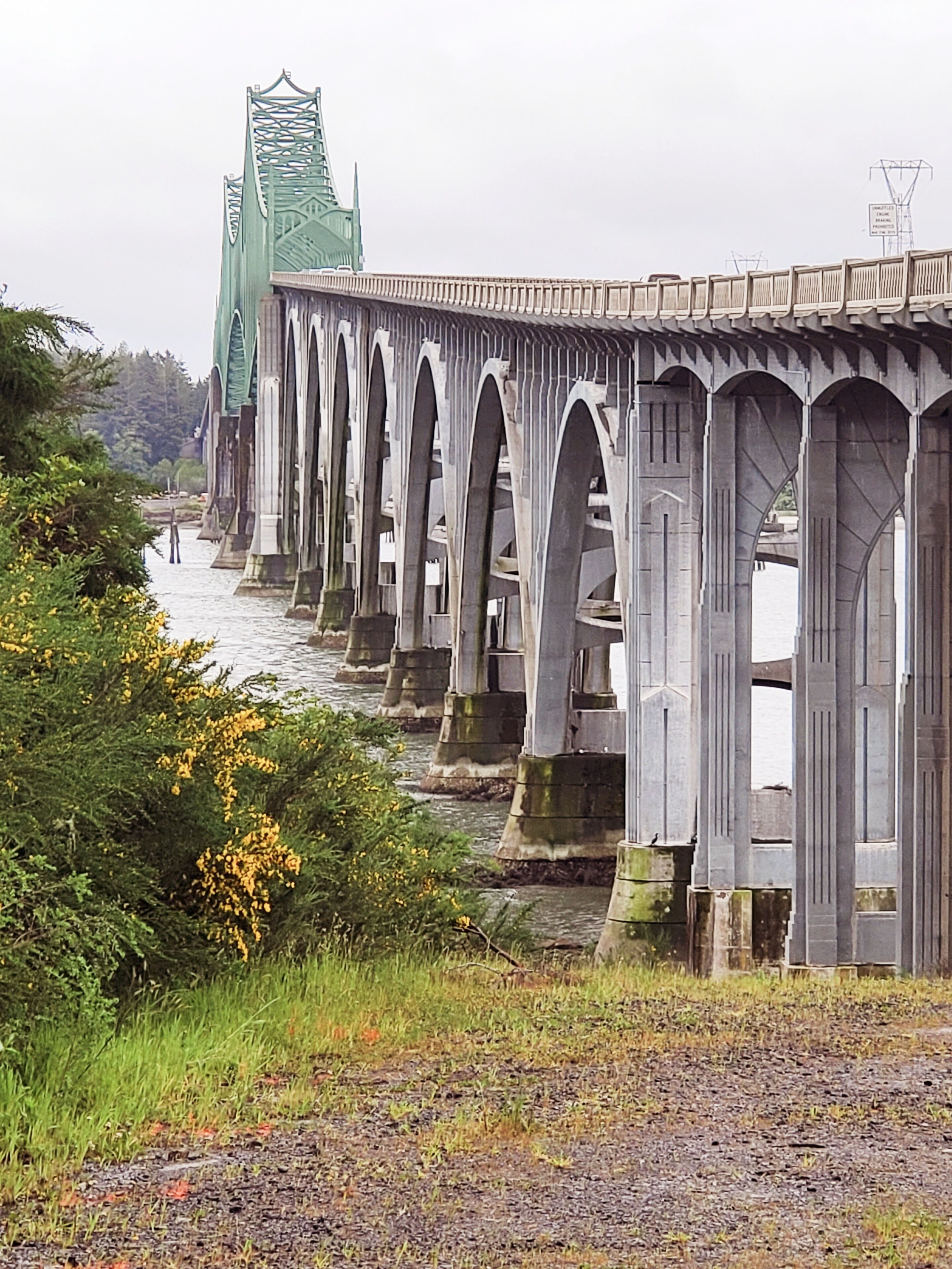Gypsy by the Bay with Fireplace