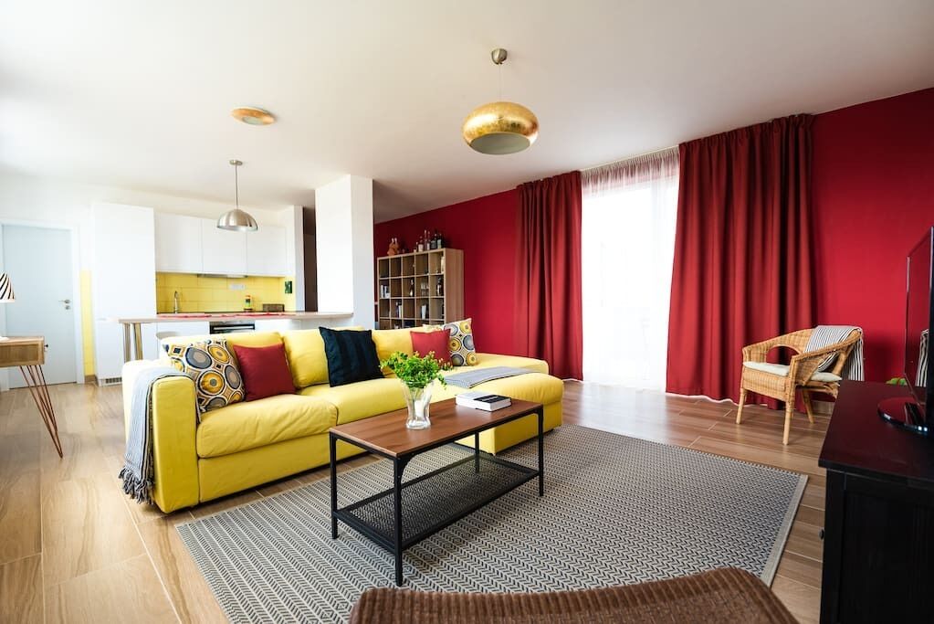⭐Private 5 star⭐Stylish⭐3 room flat+ in-door Pkg