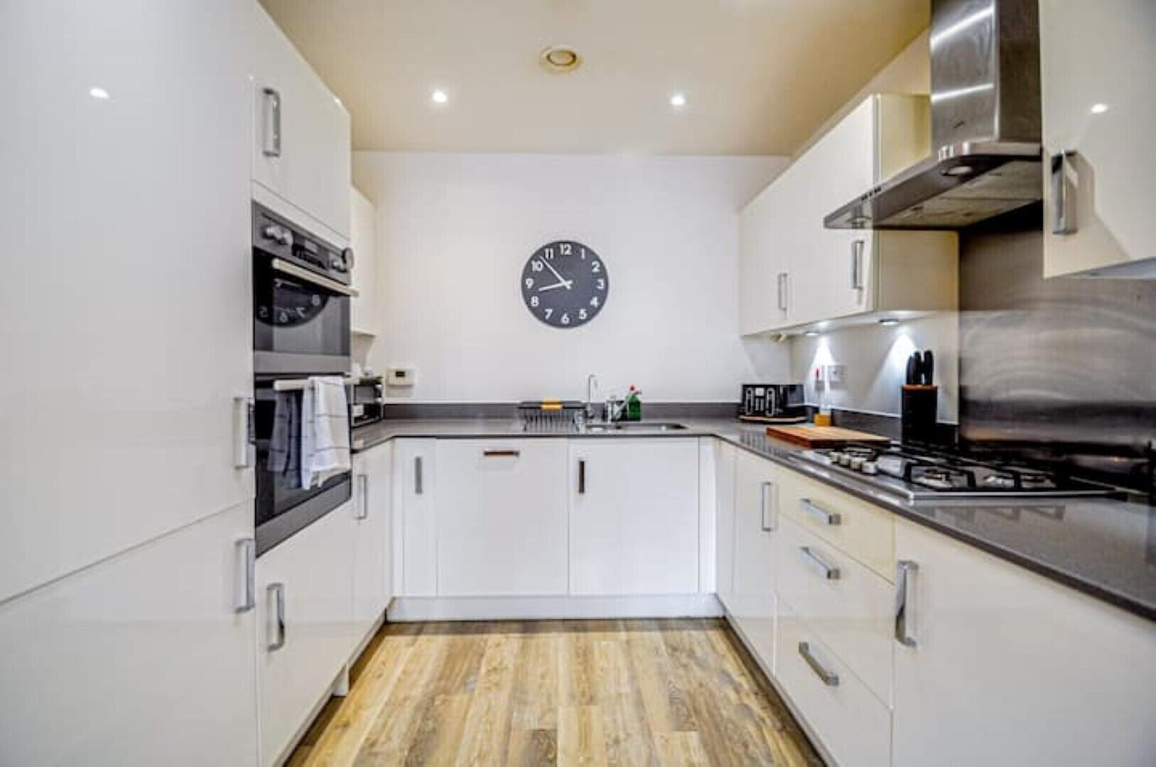 Charming 1-bedroom boutique hotel with parking #2